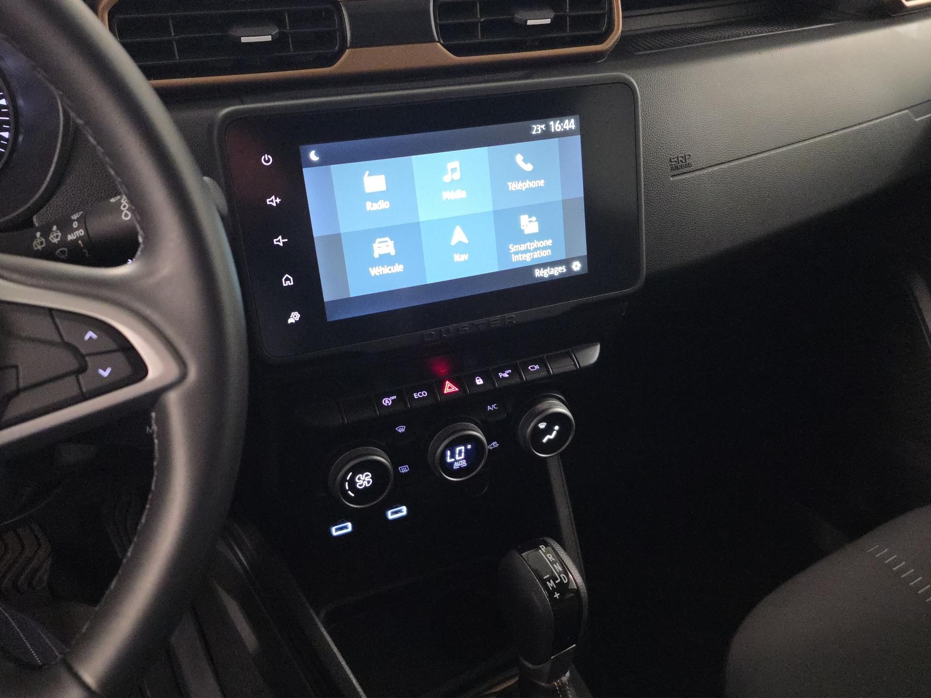 DACIA Duster TCe 150 Extreme EDC 4x2-image-11