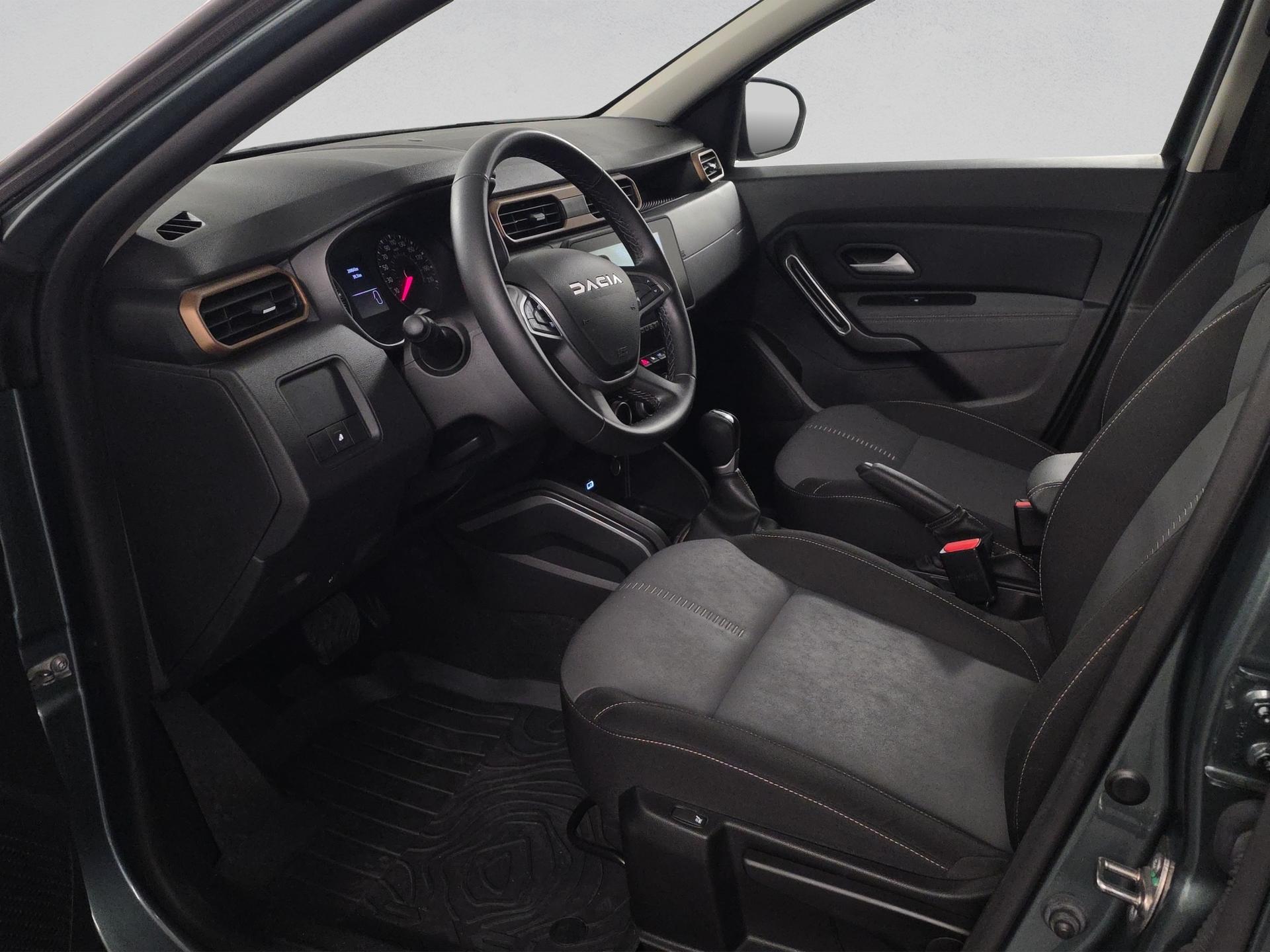 DACIA Duster TCe 150 Extreme EDC 4x2-image-8