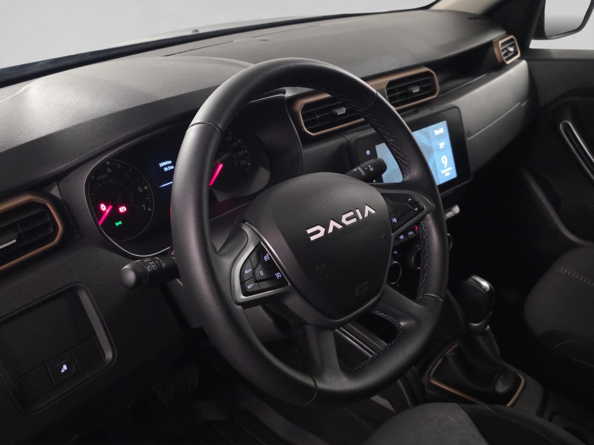 DACIA Duster TCe 150 Extreme EDC 4x2-image-9