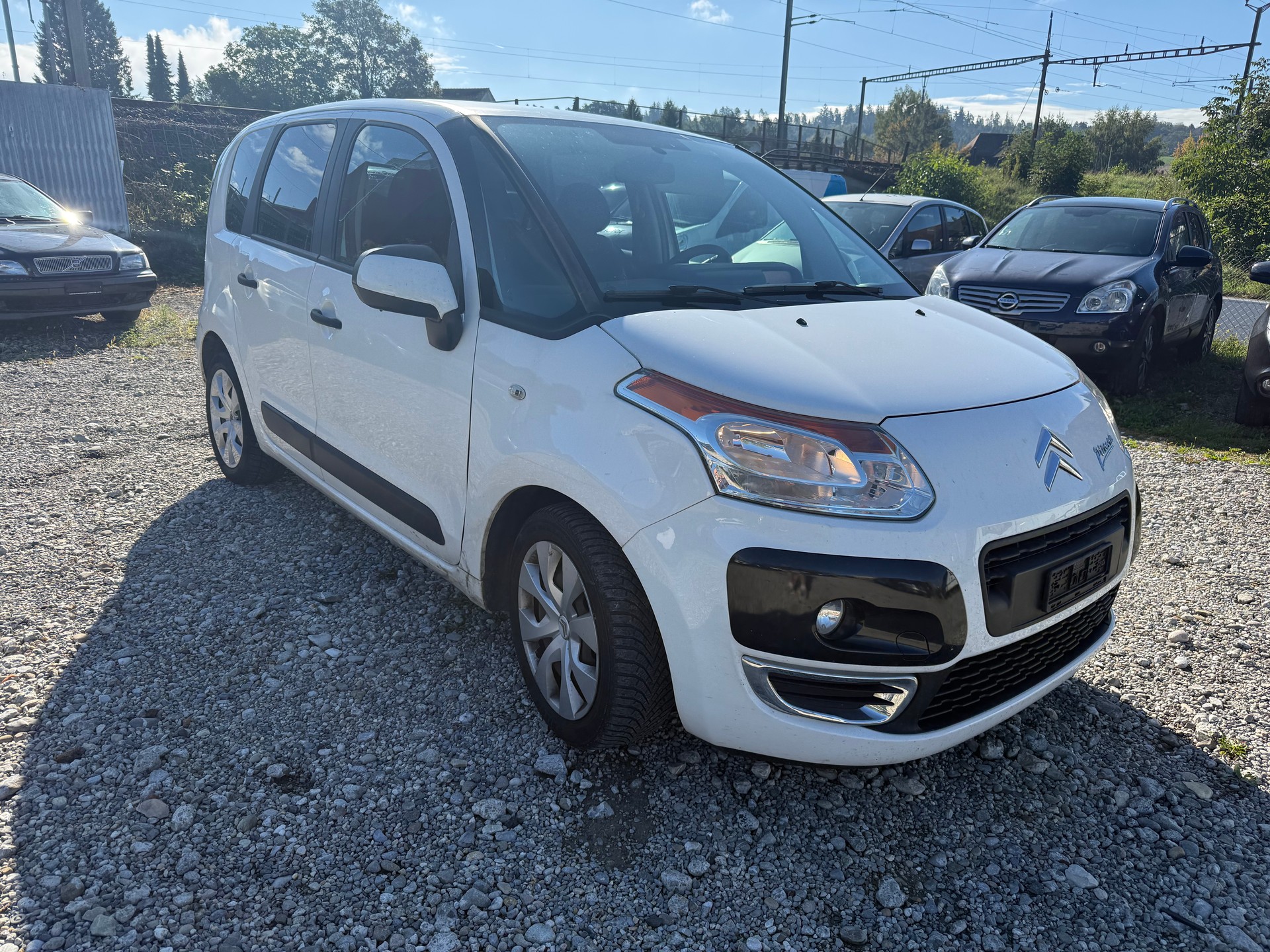 CITROEN C3 Picasso 1.6i 16V Séduction-image-1