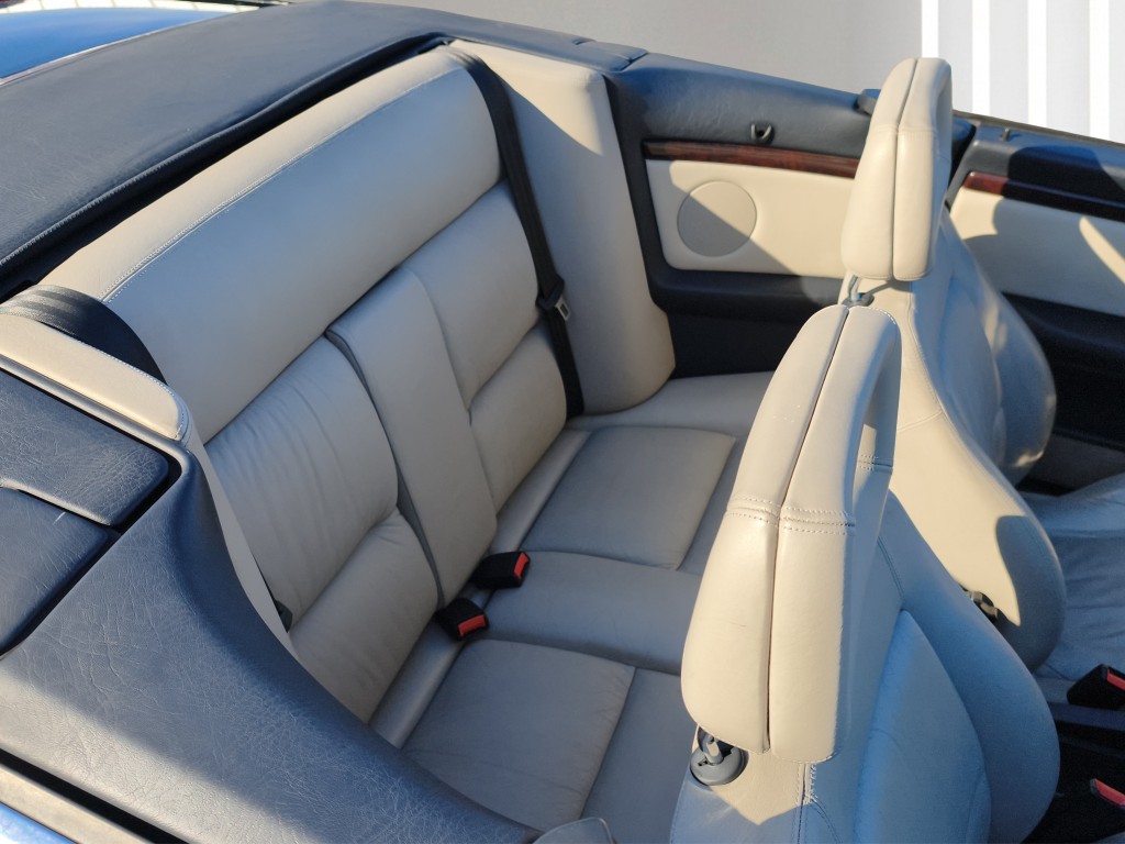 AUDI 2.8 Cabriolet-image-11