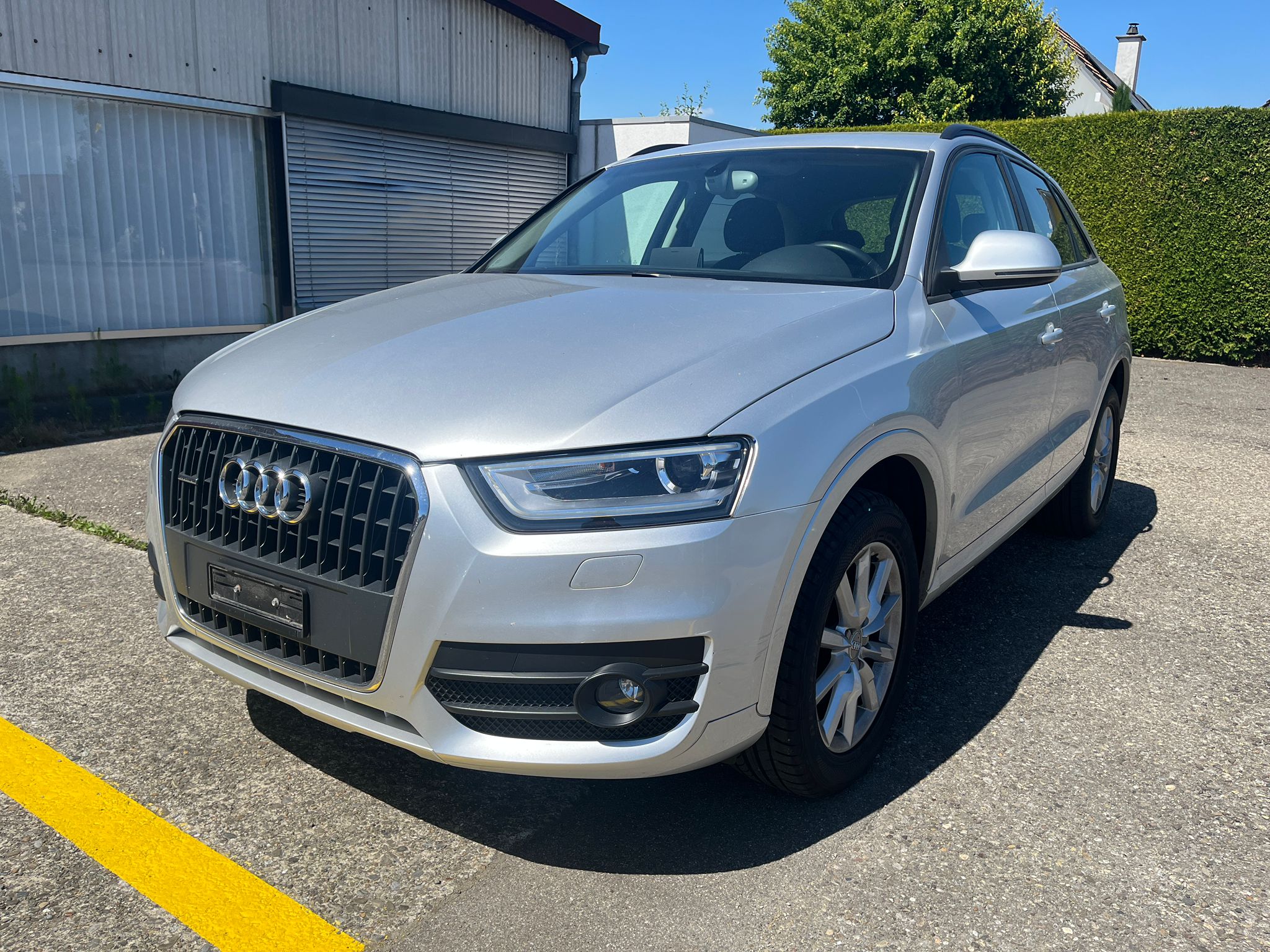 Car photo