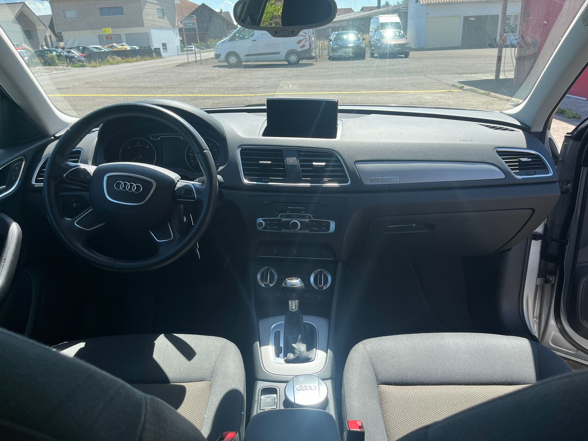 AUDI 2.0 TDI 177 quattro S-Tronic-image-6