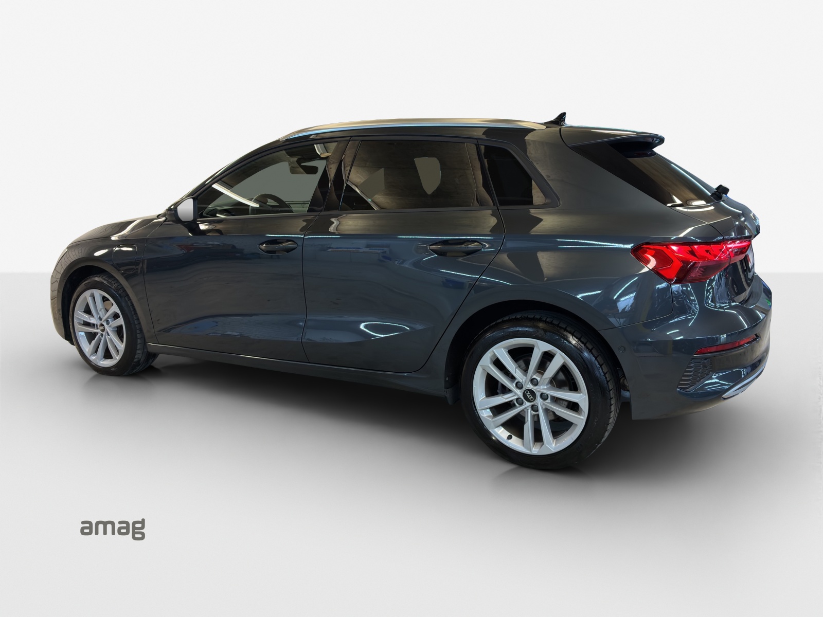 AUDI A3 Sportback 40 TFSI e advanced S-tronic-image-2