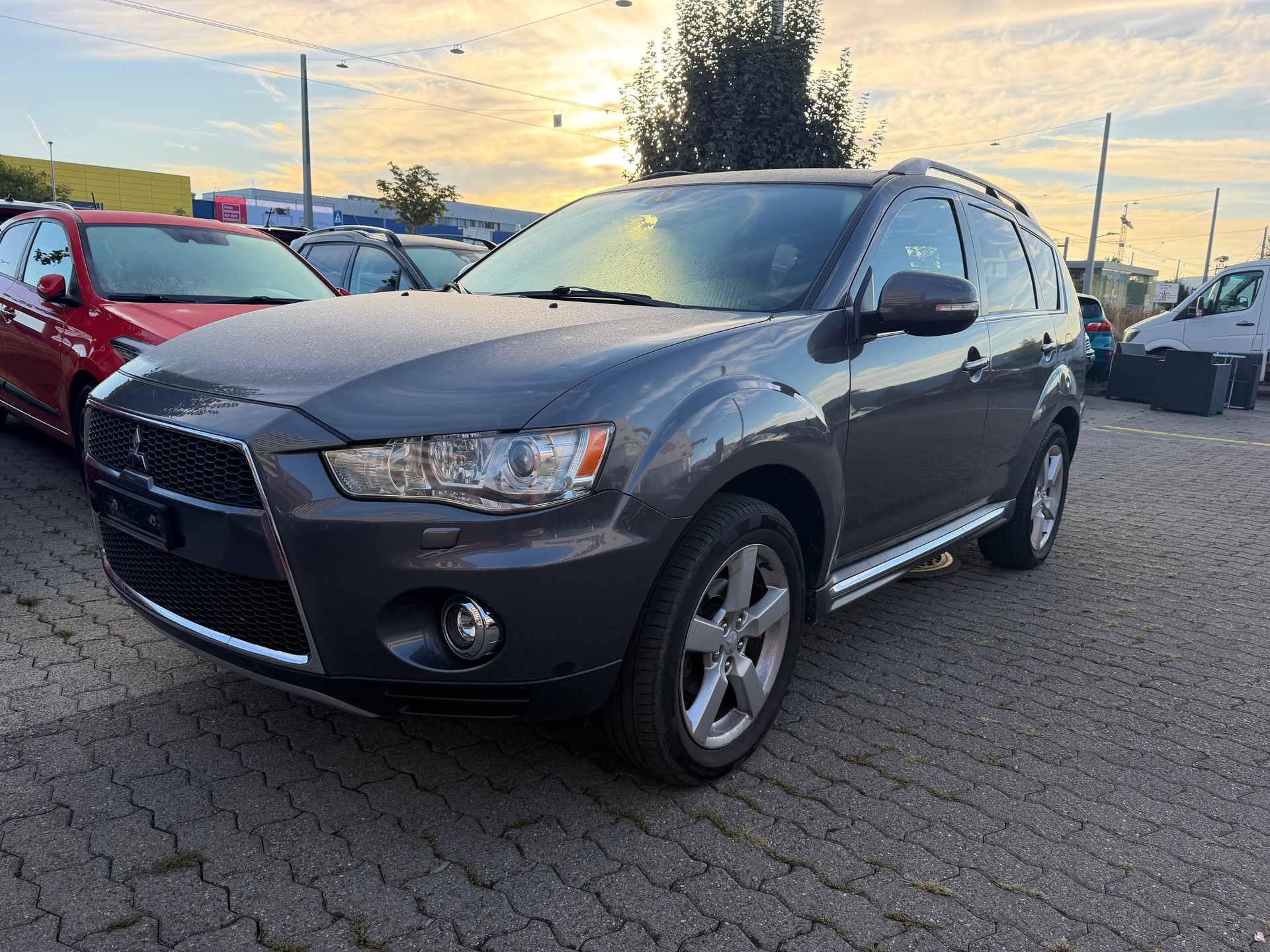 MITSUBISHI Outlander 2.2 DID Jubilé35 4WD TC-SST-image-0