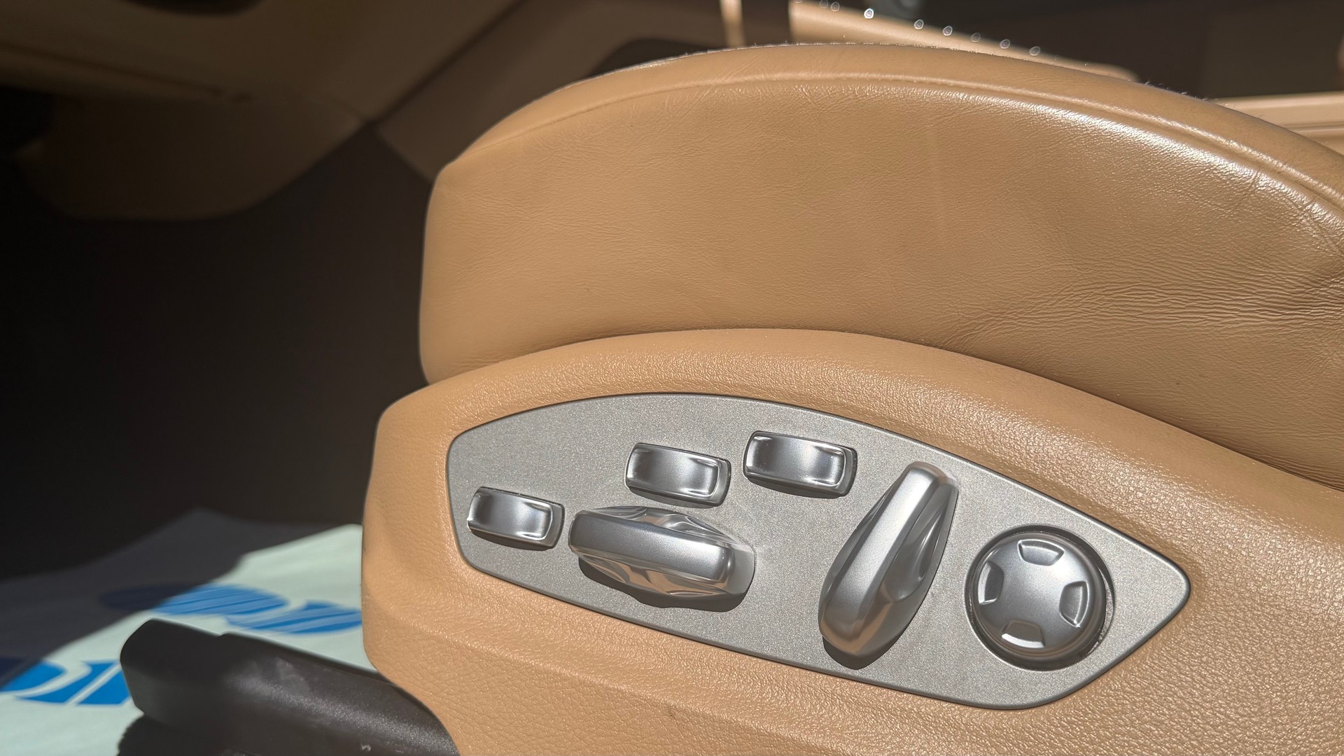 PORSCHE Macan Turbo PDK-image-11