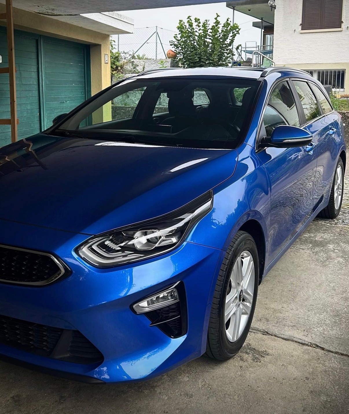 KIA 1.0 T-GDi Trend-image-5