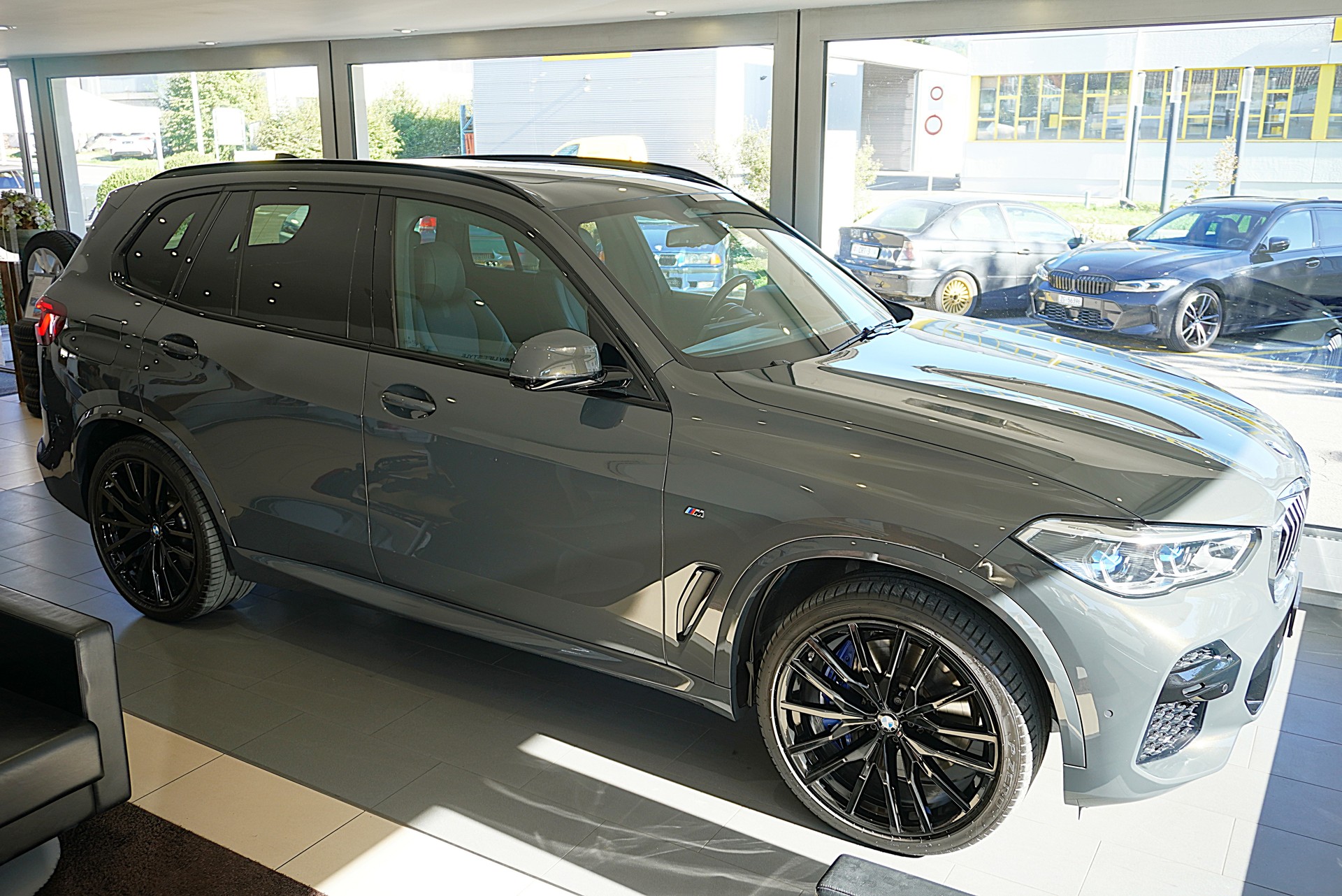 BMW X5 xDrive 48V 40d M Sport Steptronic-image-2
