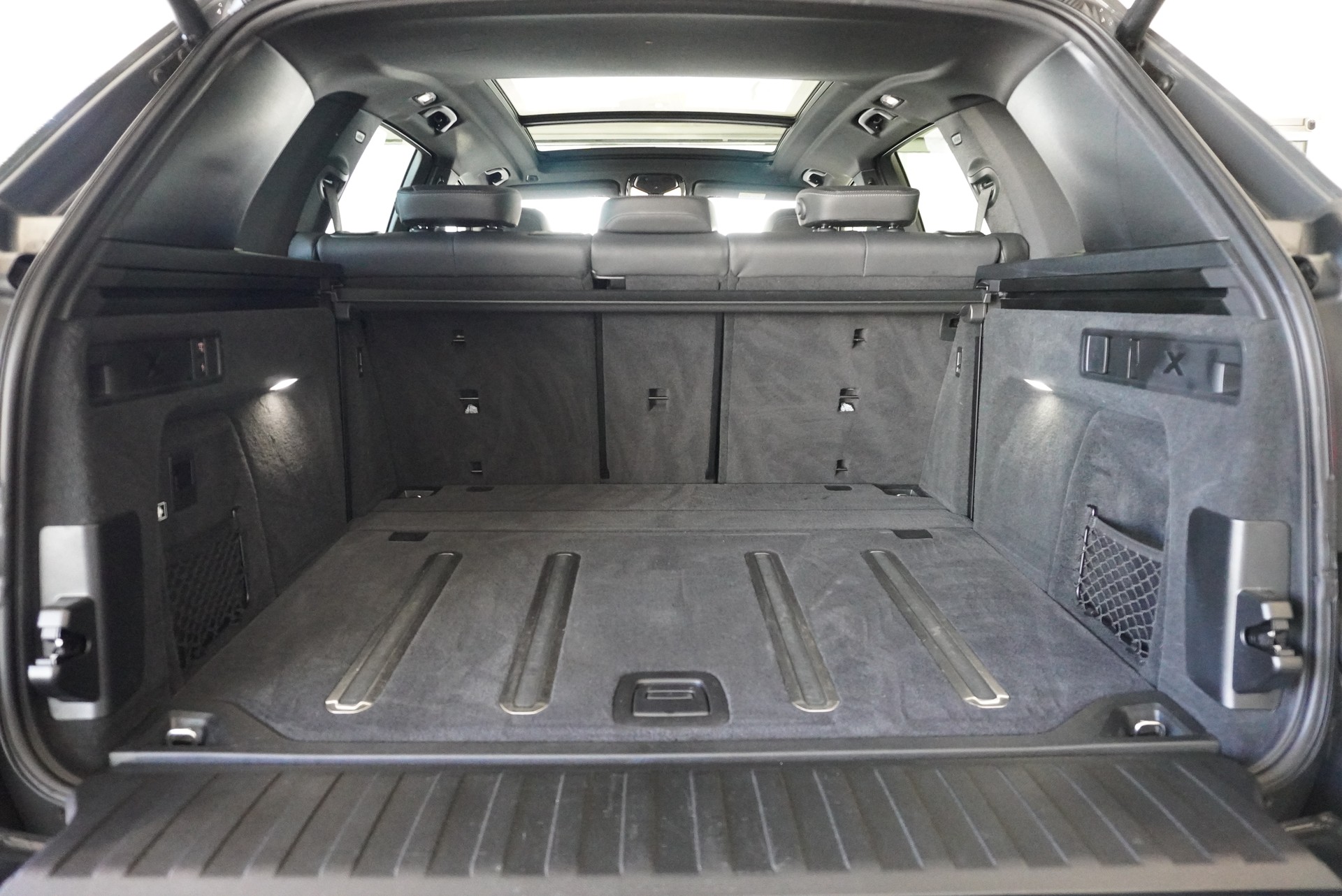 BMW X5 xDrive 48V 40d M Sport Steptronic-image-17
