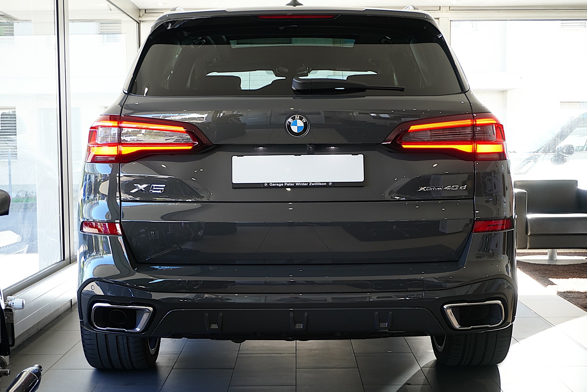 BMW X5 xDrive 48V 40d M Sport Steptronic-image-6