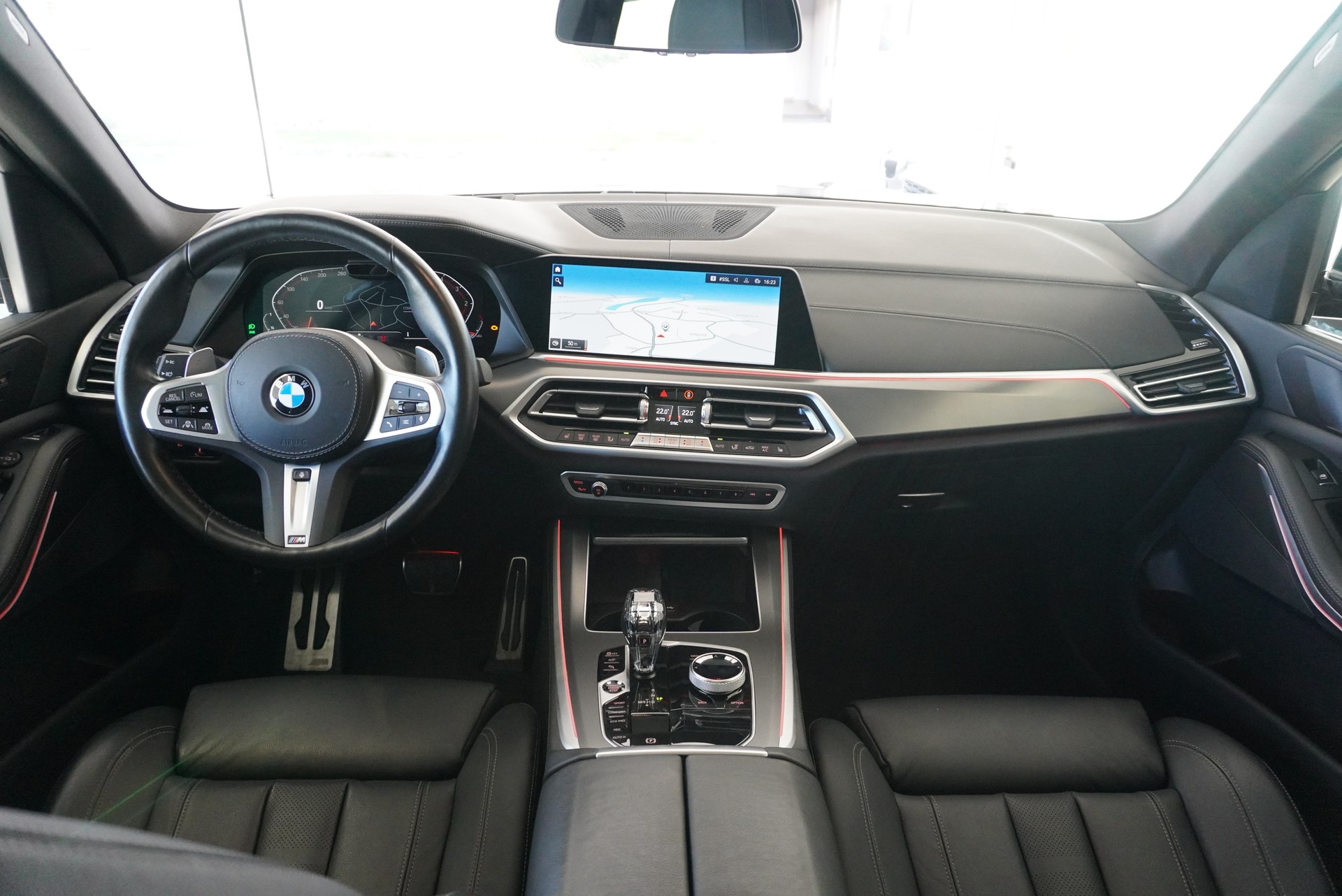 BMW X5 xDrive 48V 40d M Sport Steptronic-image-10