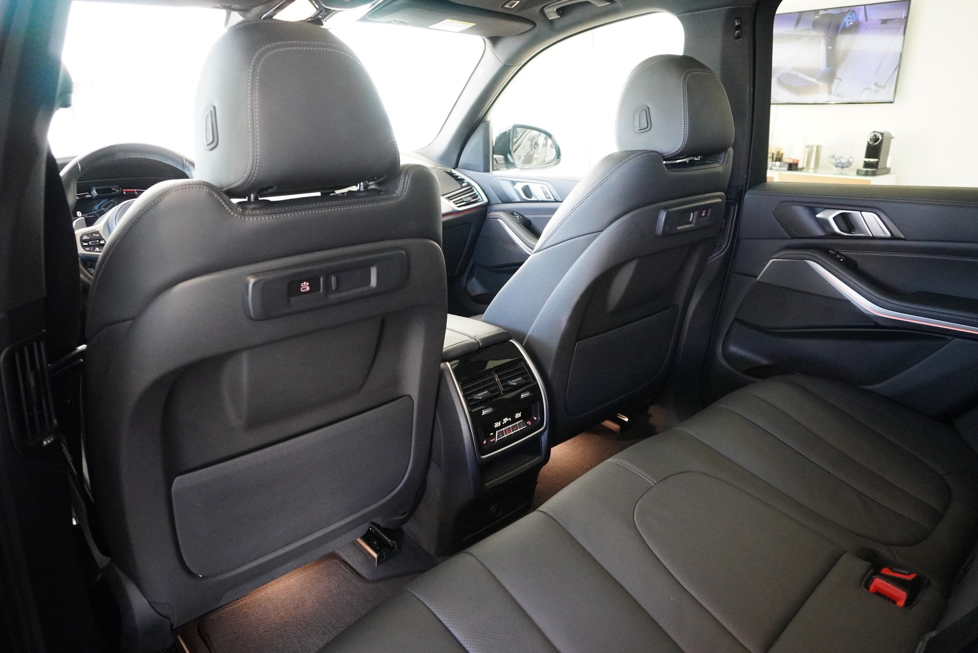BMW X5 xDrive 48V 40d M Sport Steptronic-image-19