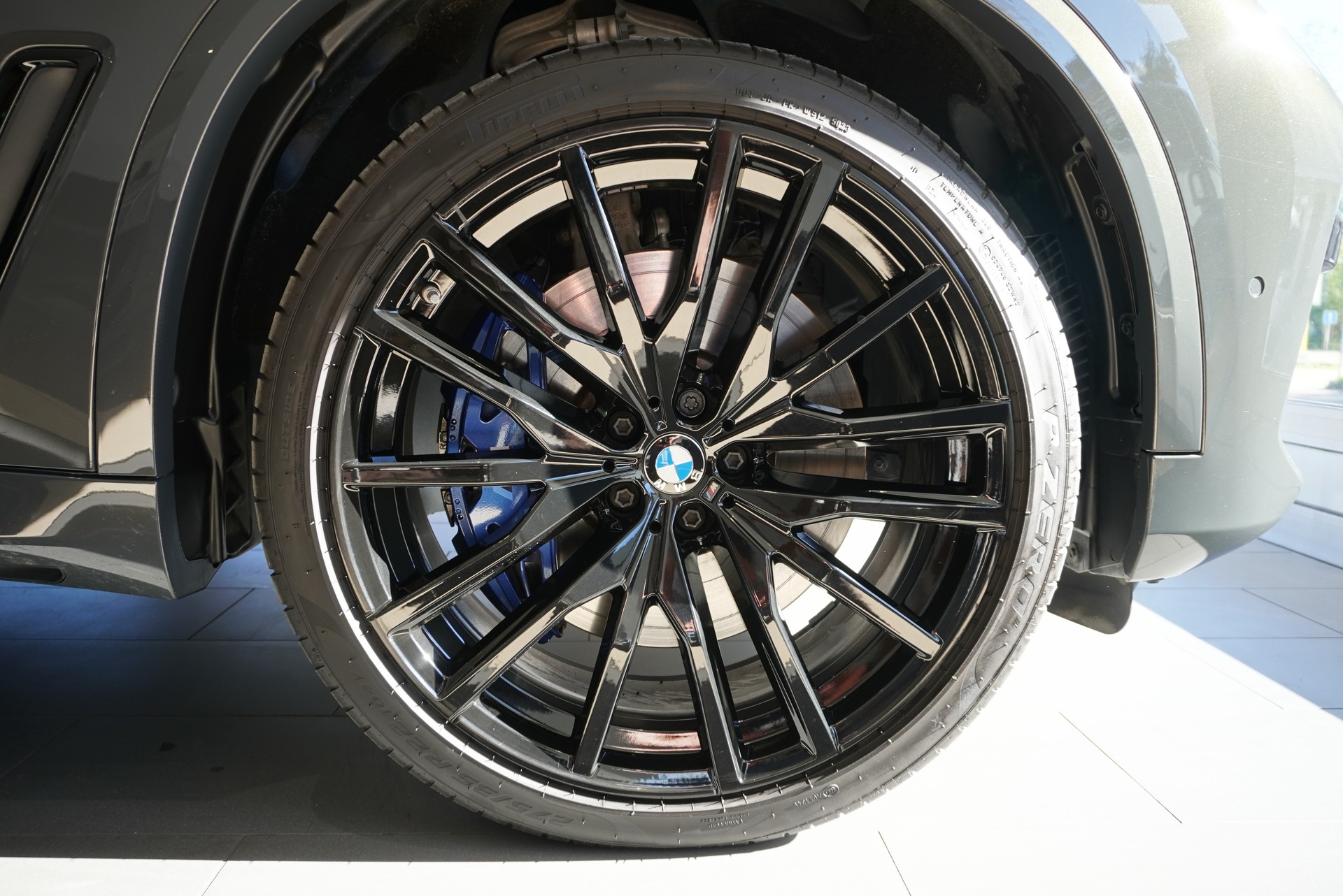 BMW X5 xDrive 48V 40d M Sport Steptronic-image-7