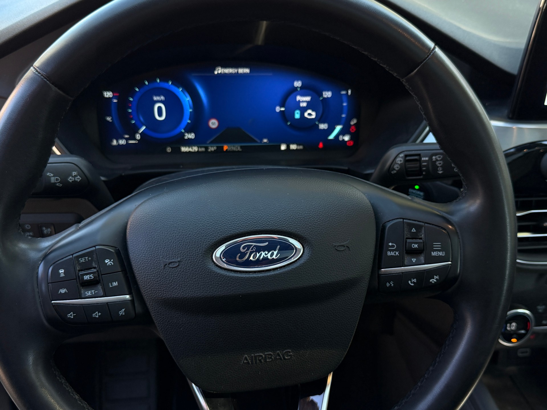 FORD Kuga 2.5 FHEV Titanium X 4WD-image-7