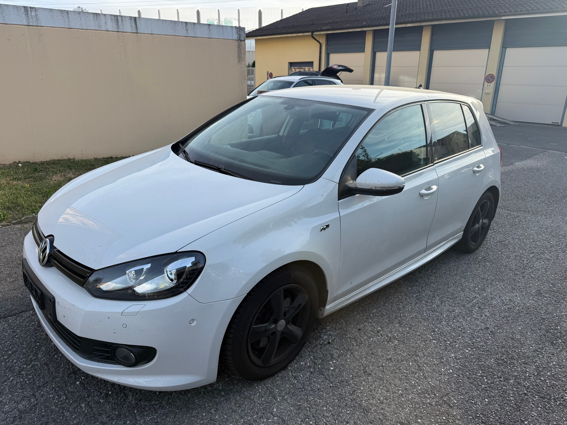 VW Golf 1.4 TSI Team DSG-image-1