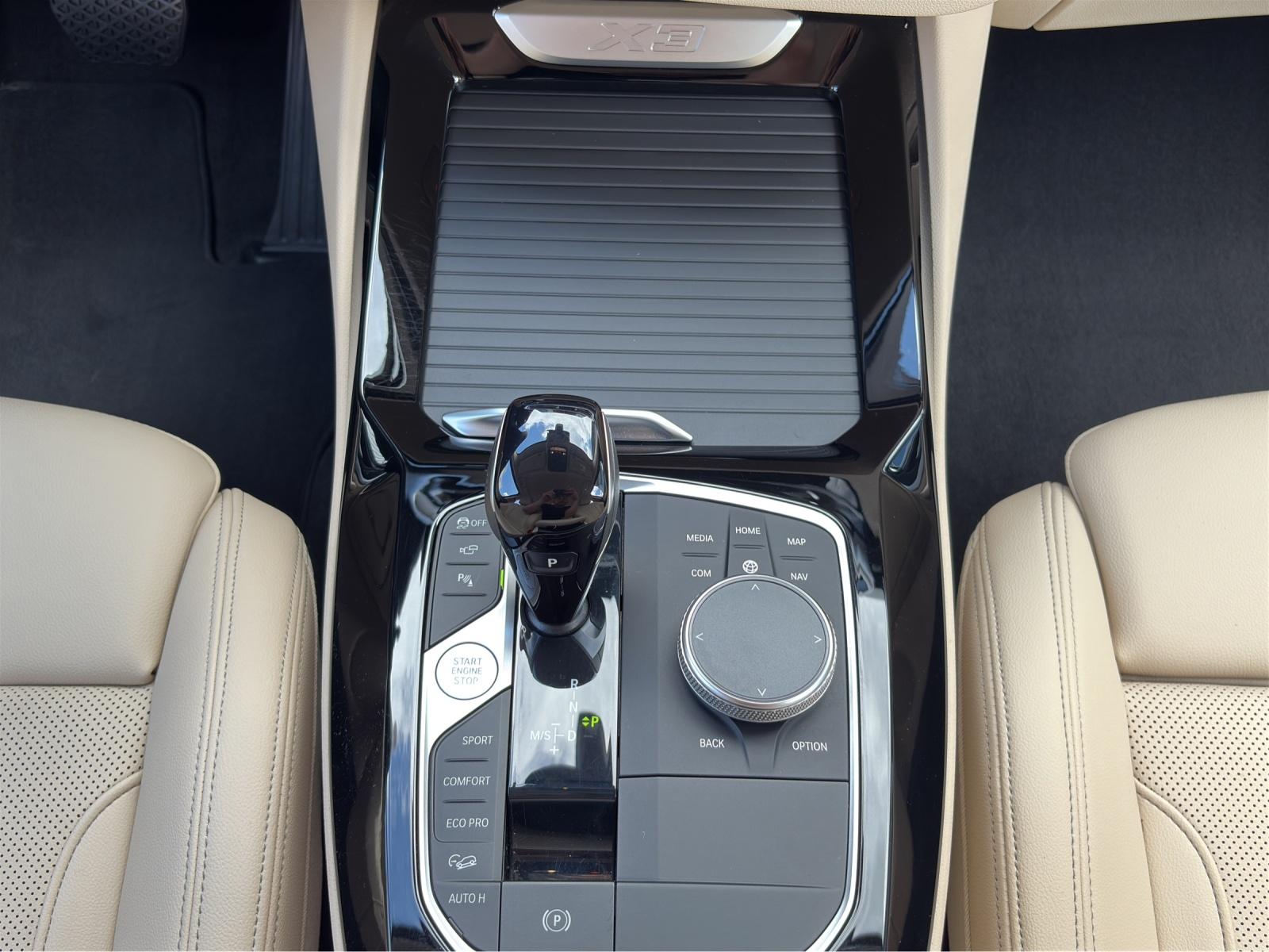 BMW X3 20d xDrive-image-19