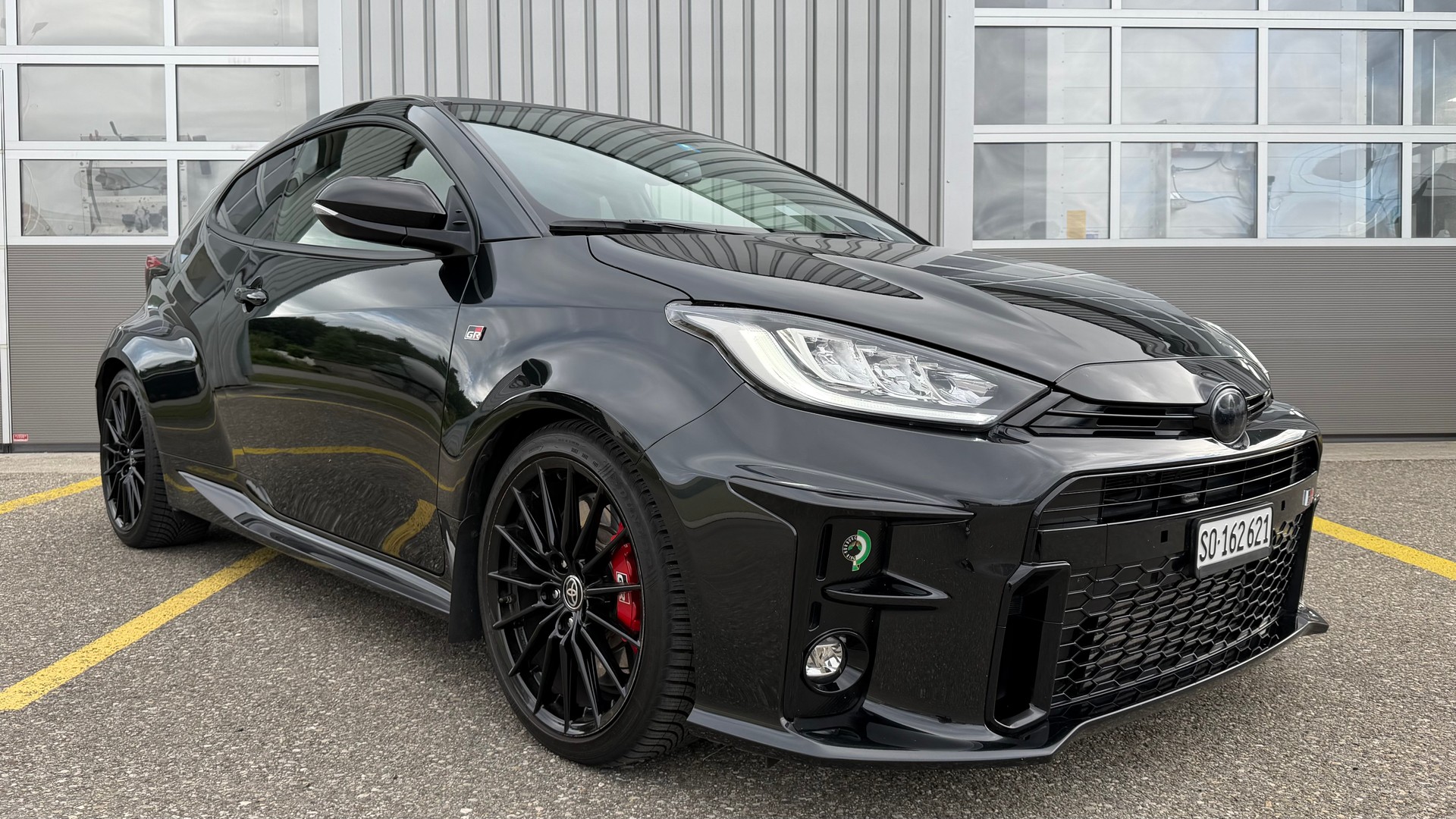 TOYOTA 1.6 Turbo Sport 4x4-image-3