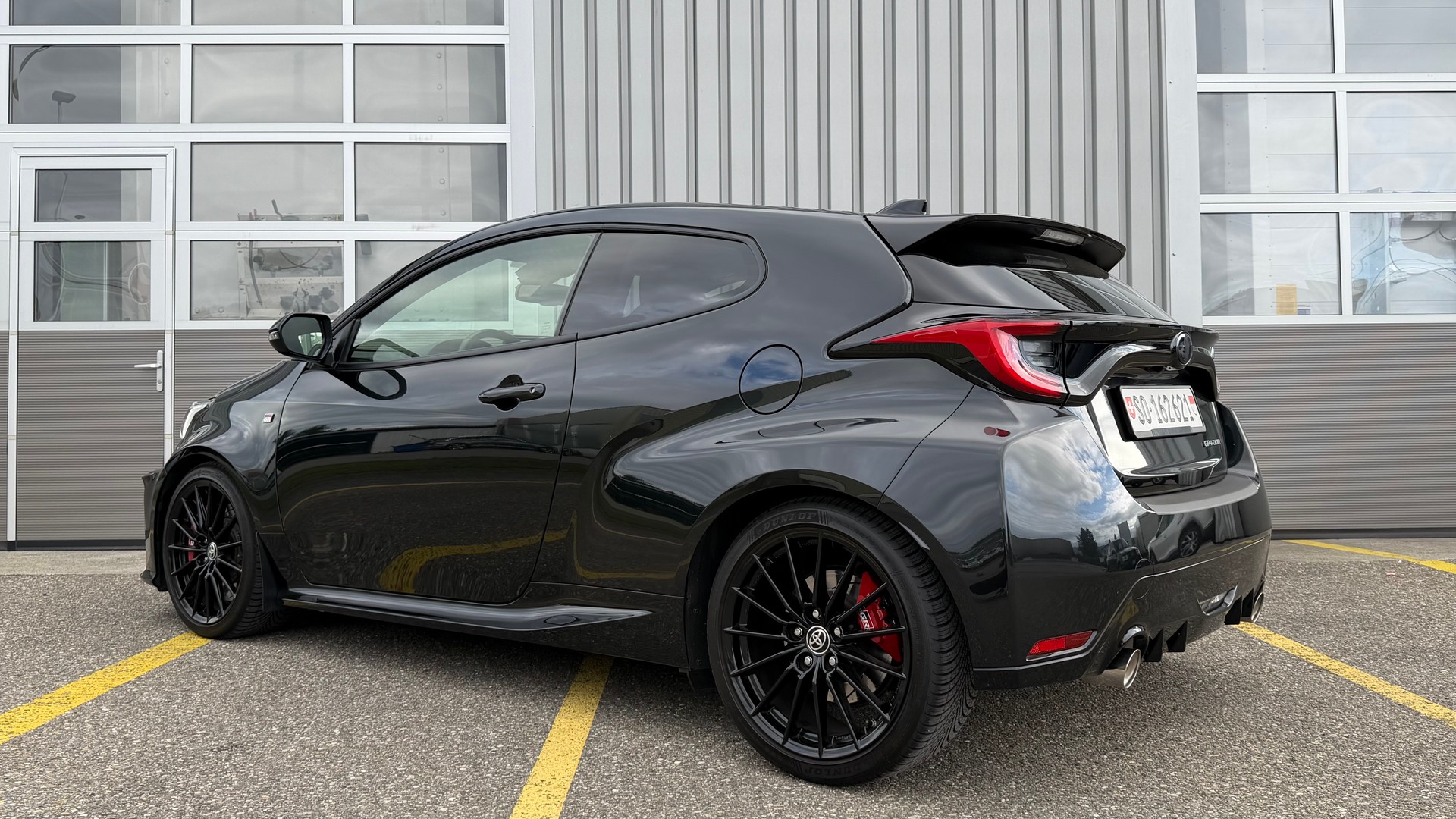 TOYOTA 1.6 Turbo Sport 4x4-image-2