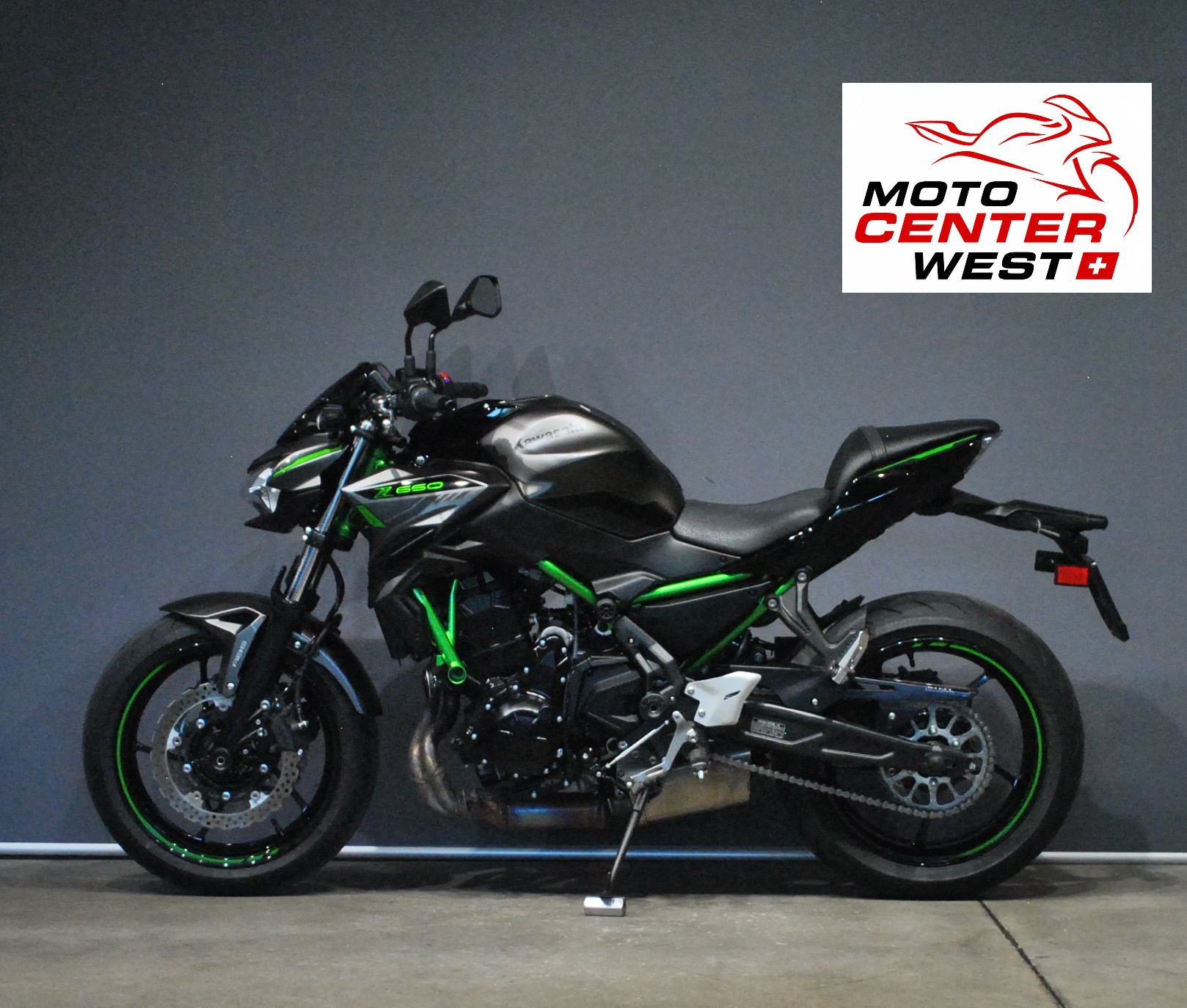 KAWASAKI Z 650 (35kW)-showroom-element-2