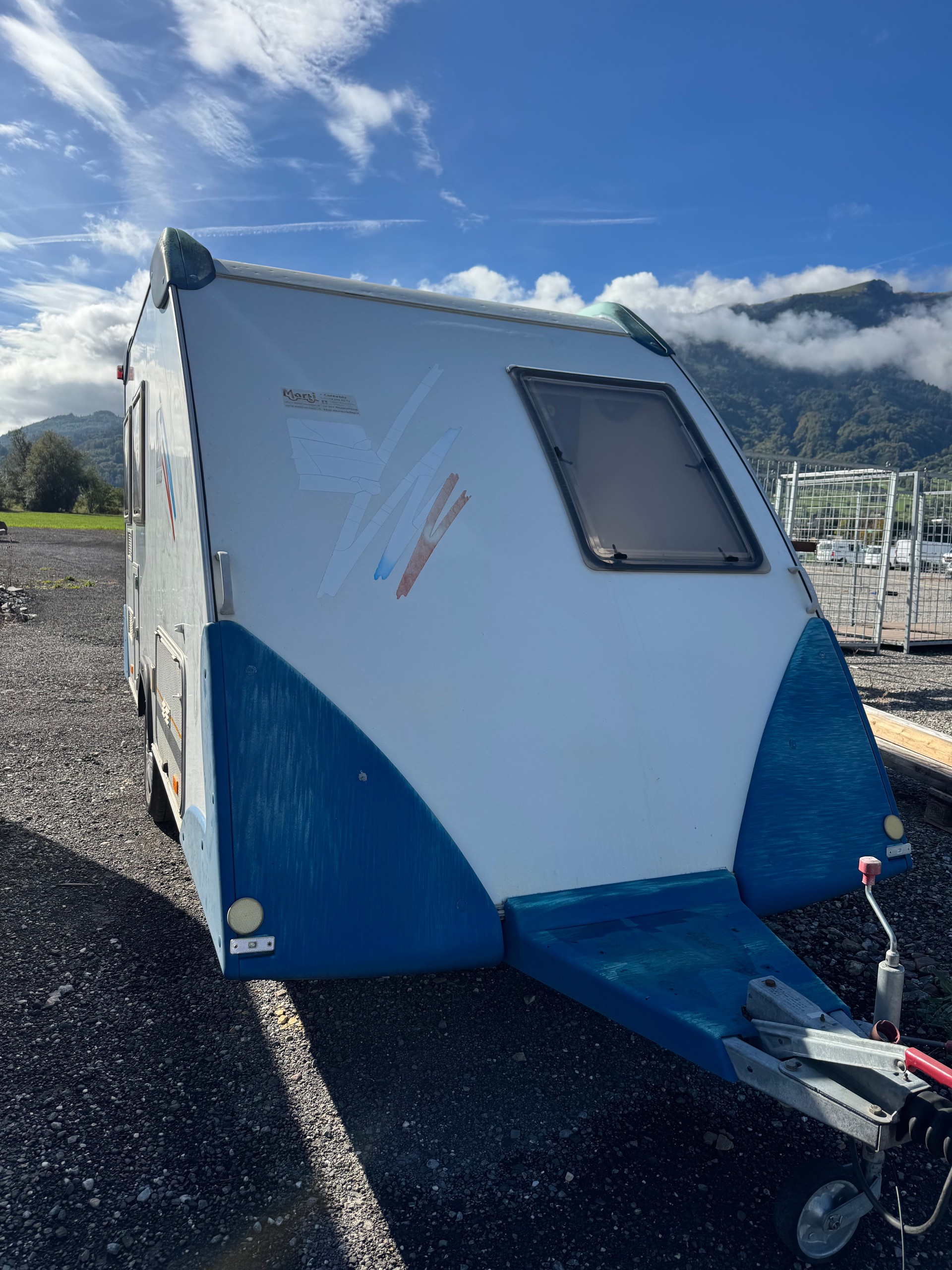 KNAUS Sport Fun 430 - Leergewicht 780 kg Nutzlast 520 kg Total 1300 kg-image-3