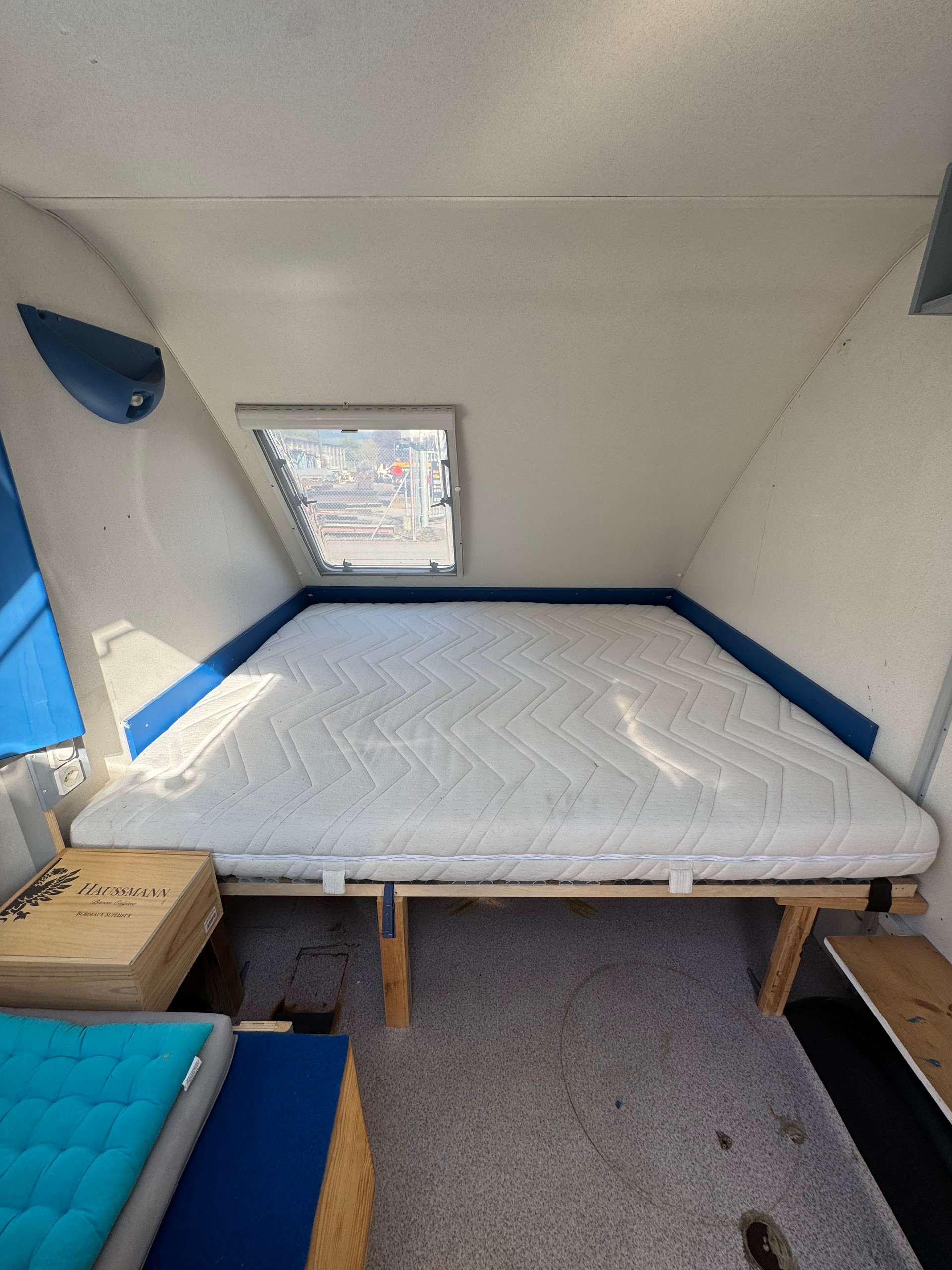 KNAUS Sport Fun 430 - Leergewicht 780 kg Nutzlast 520 kg Total 1300 kg-image-12