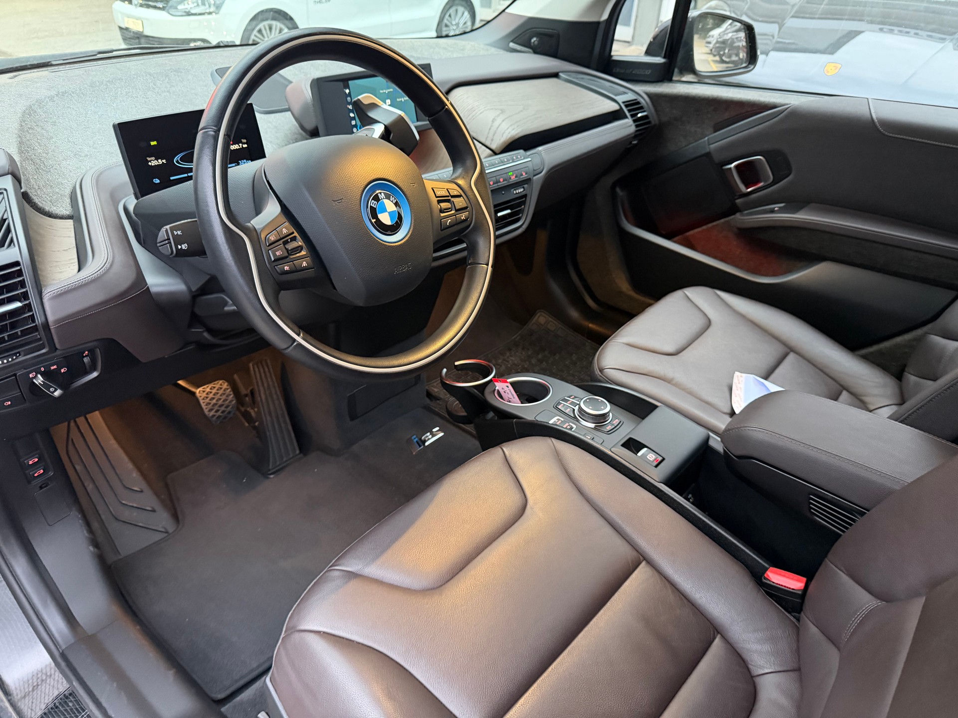 BMW i3s (120Ah) Fleet Edition-image-22