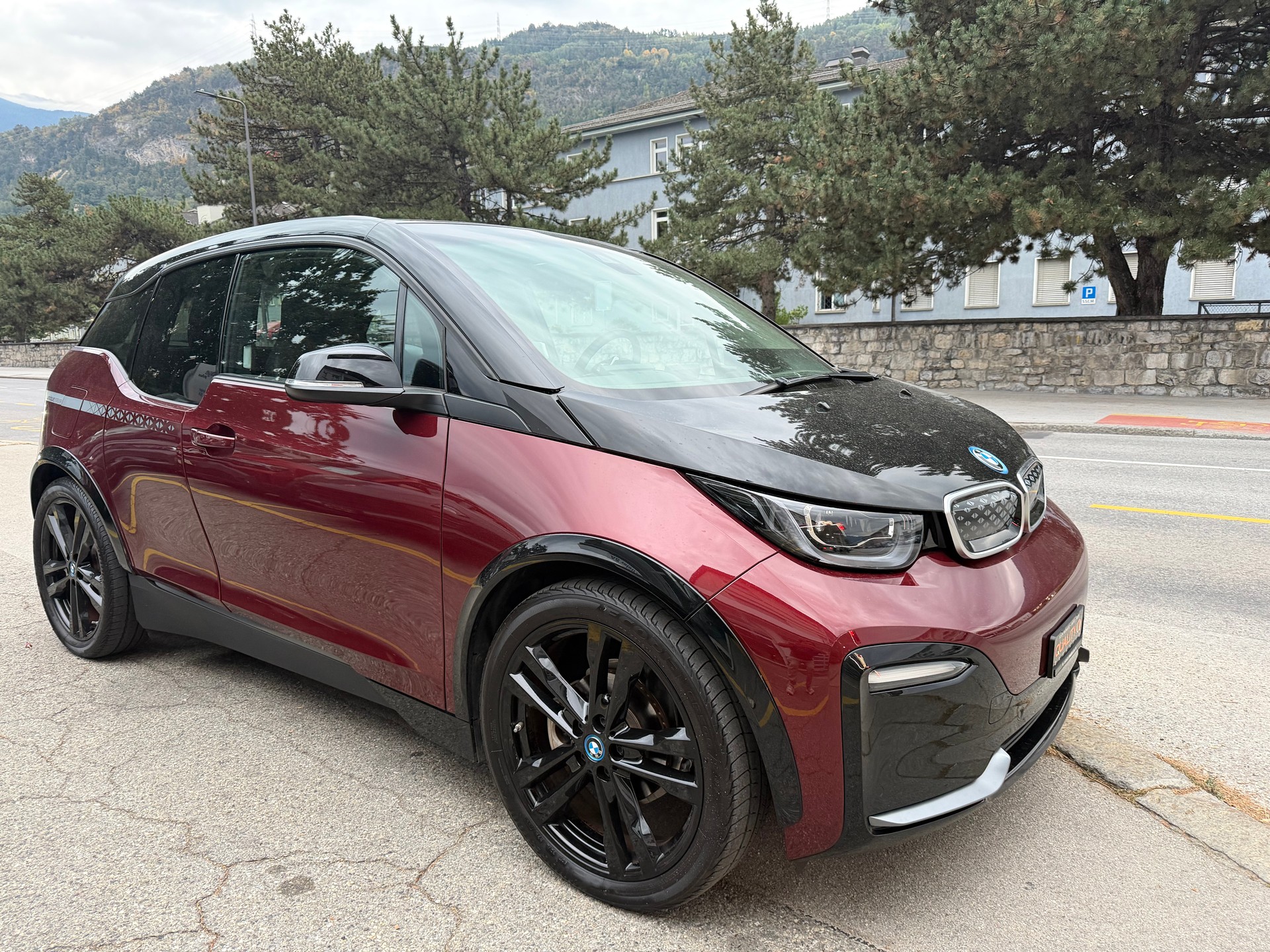 BMW i3s (120Ah) Fleet Edition-image-2