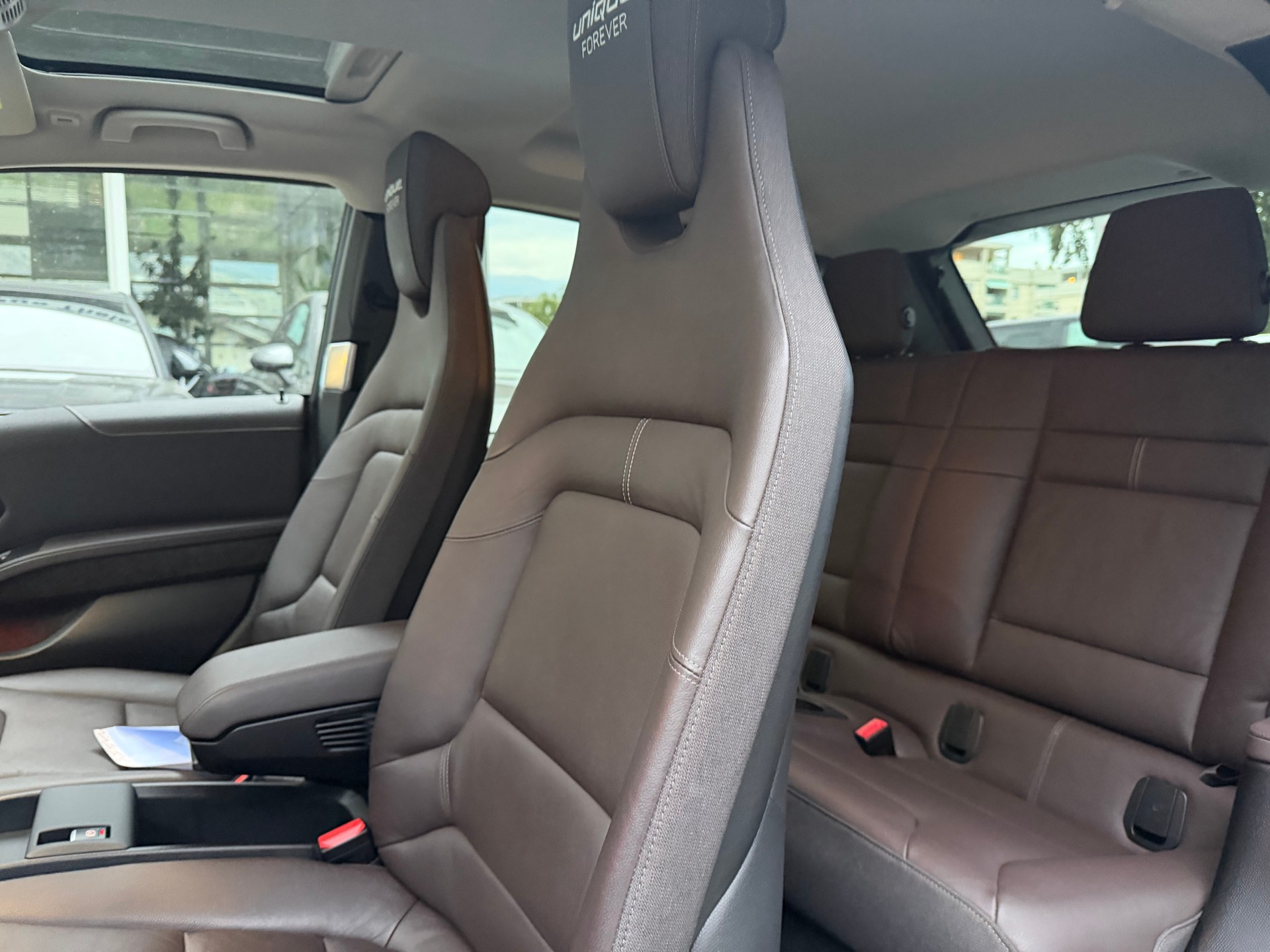 BMW i3s (120Ah) Fleet Edition-image-24