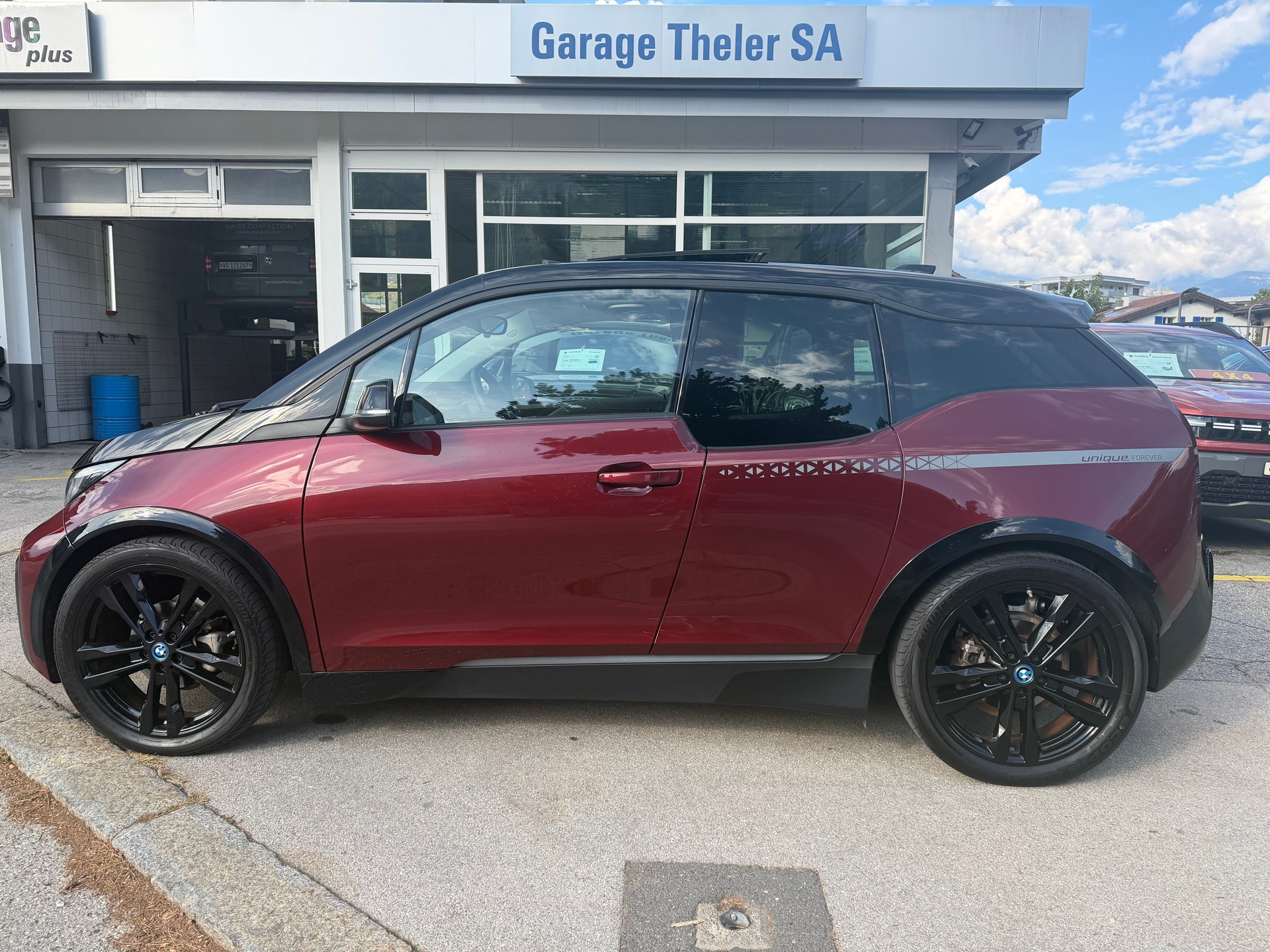 BMW i3s (120Ah) Fleet Edition-image-11