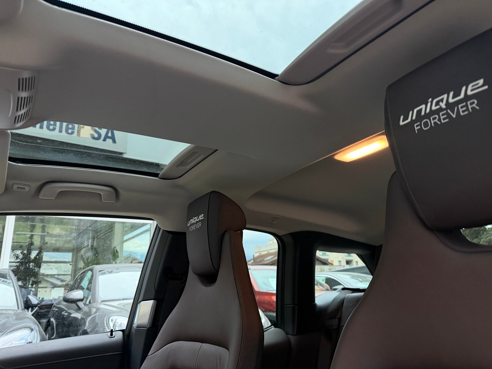 BMW i3s (120Ah) Fleet Edition-image-25