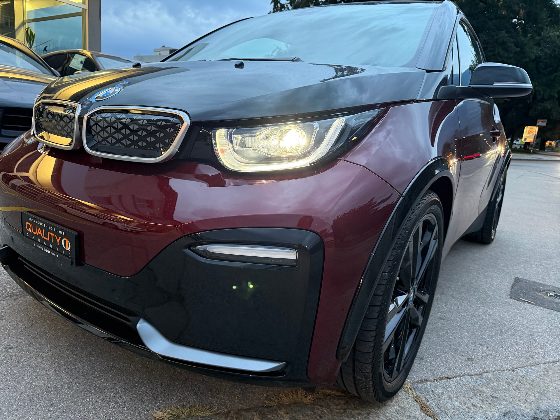BMW i3s (120Ah) Fleet Edition-image-5
