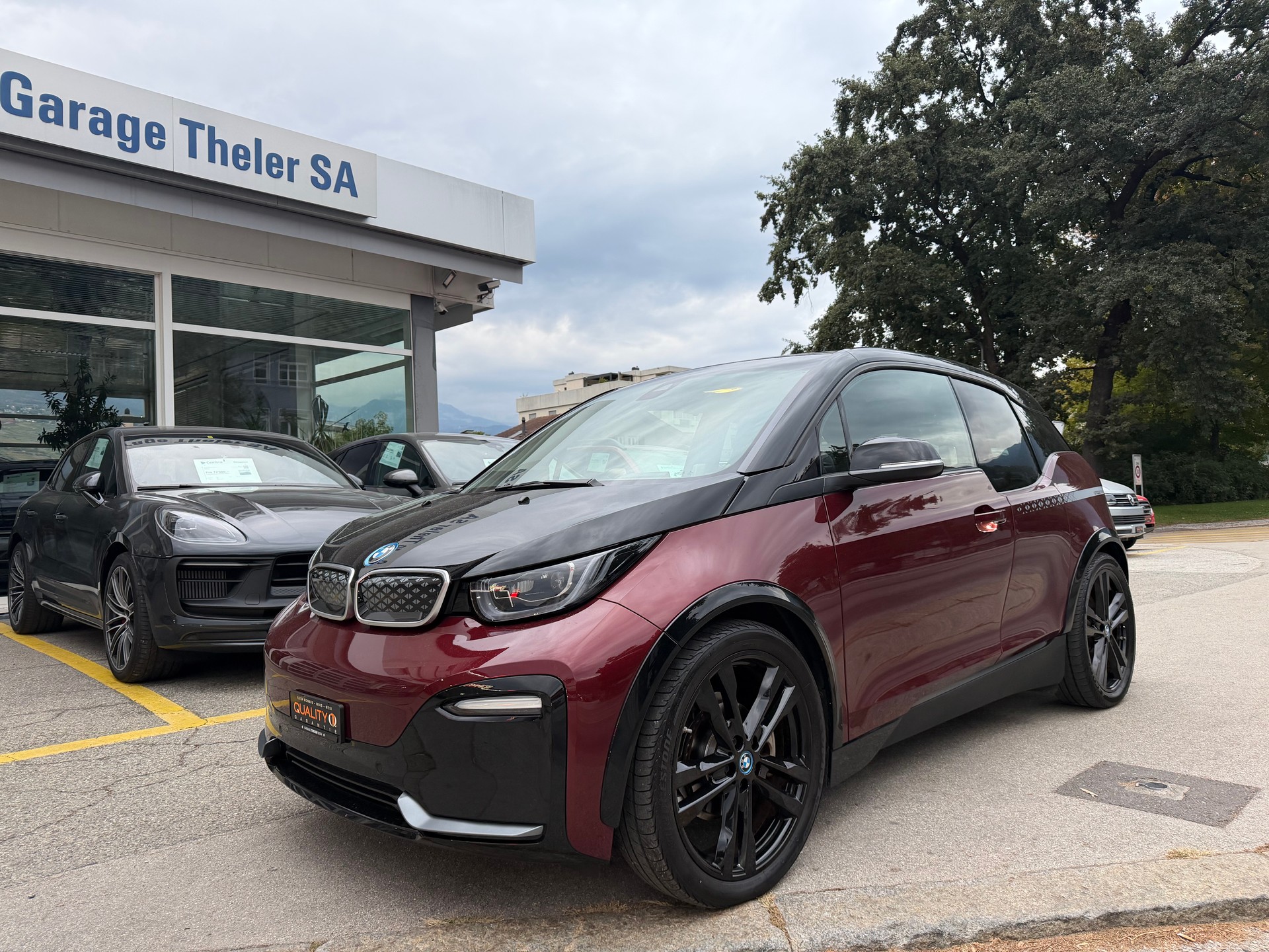 BMW i3s (120Ah) Fleet Edition-image-8