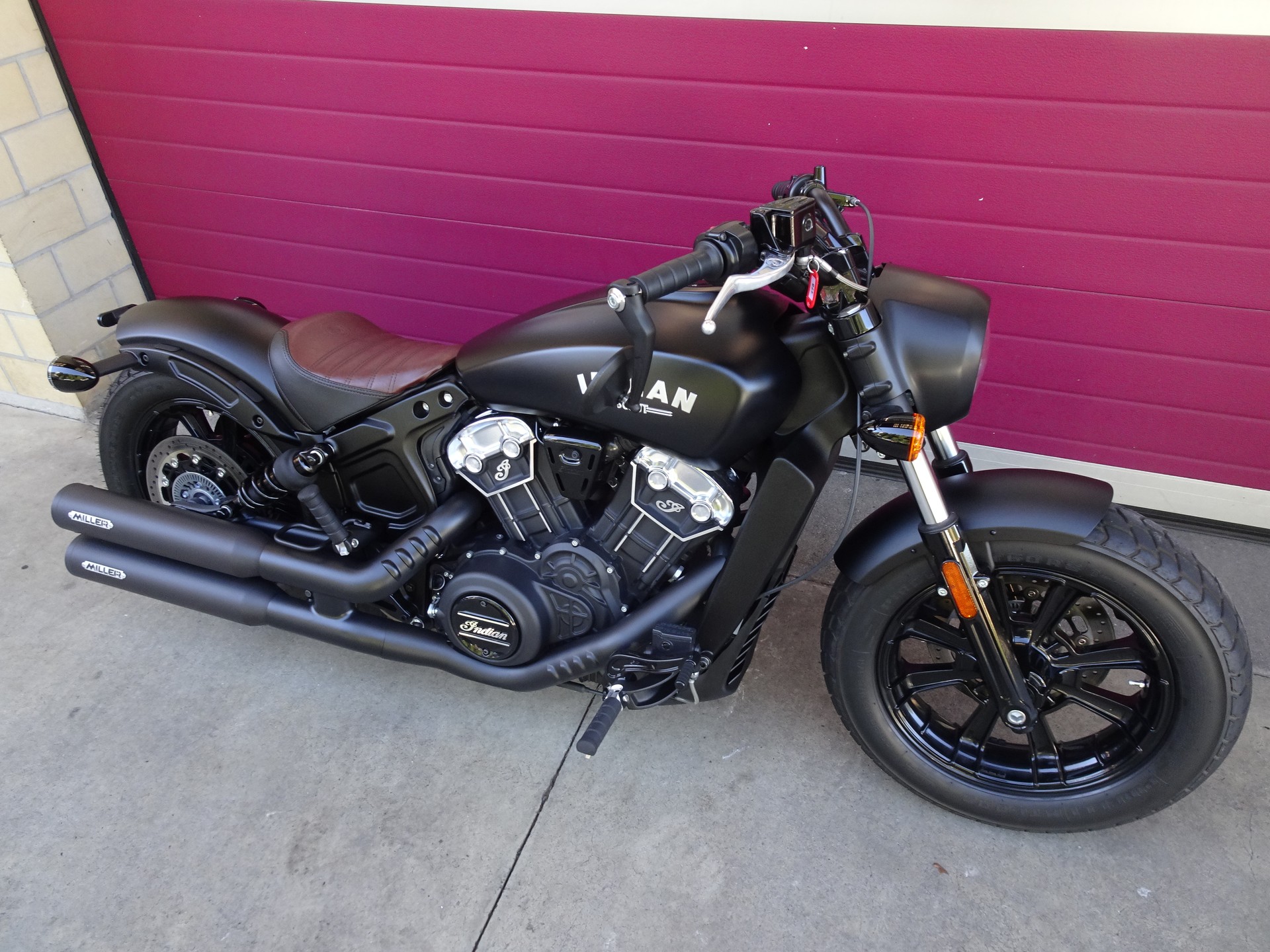 INDIAN Scout Bobber ABS-image-15