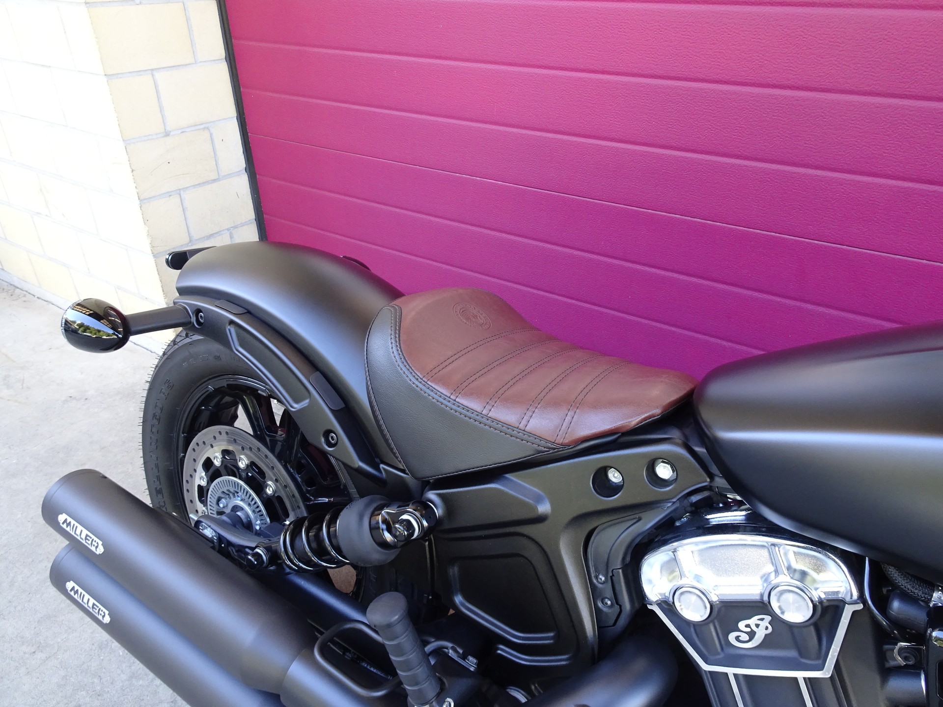INDIAN Scout Bobber ABS-image-6