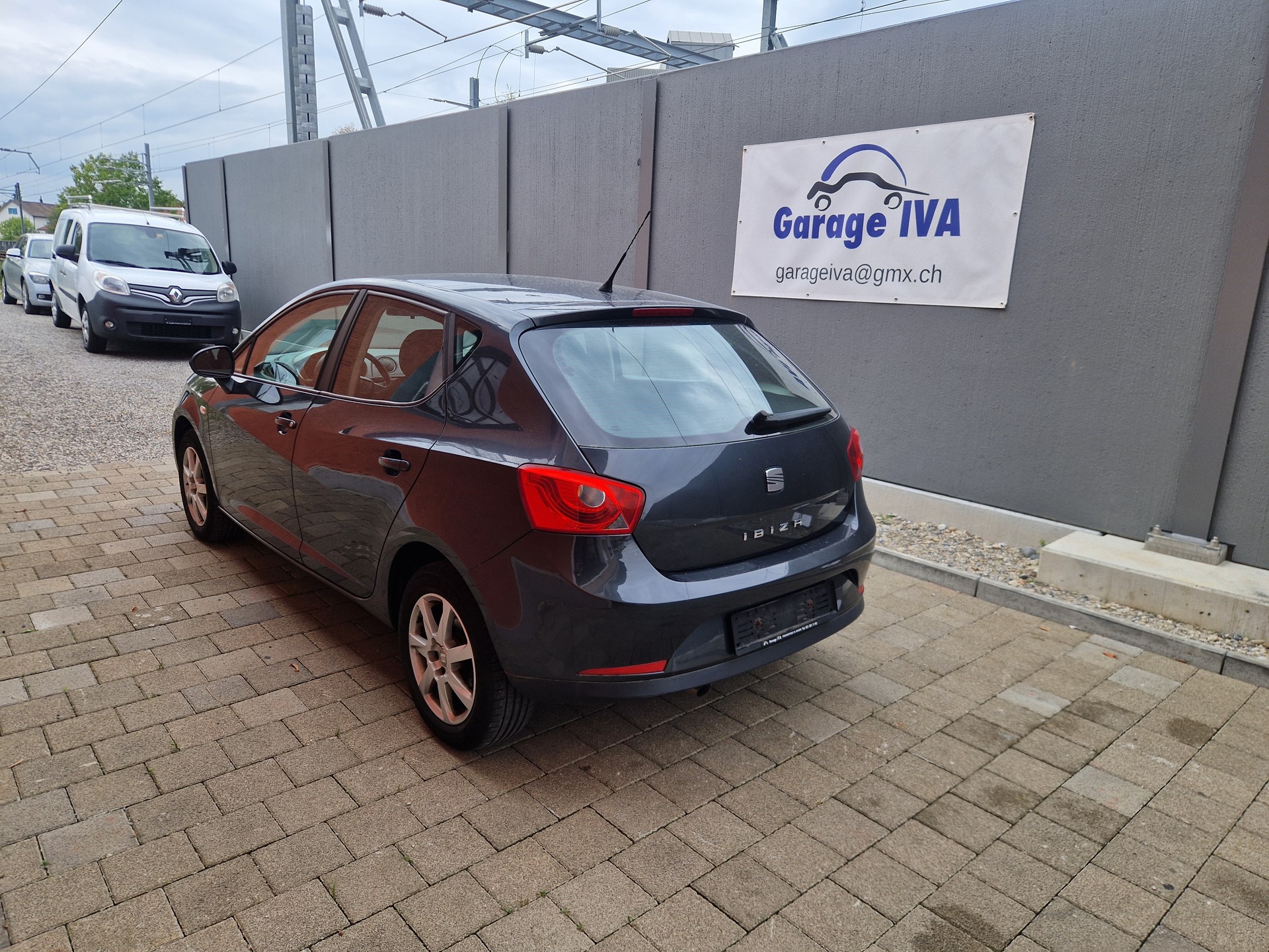 SEAT Ibiza 1.6 Style-image-4