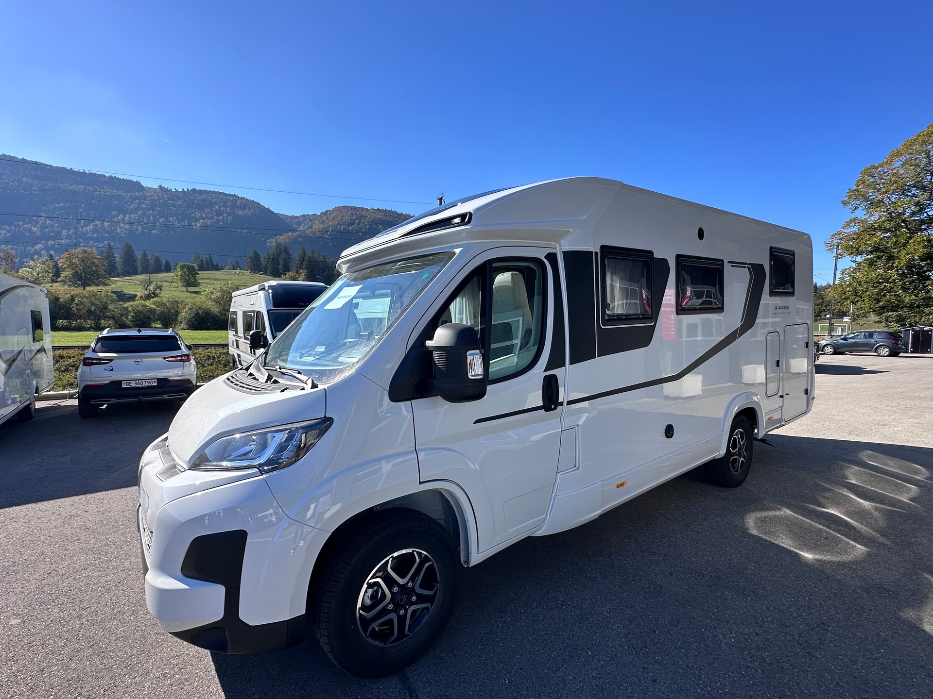 ADRIA Compact Select DL Swiss Edition-image-6
