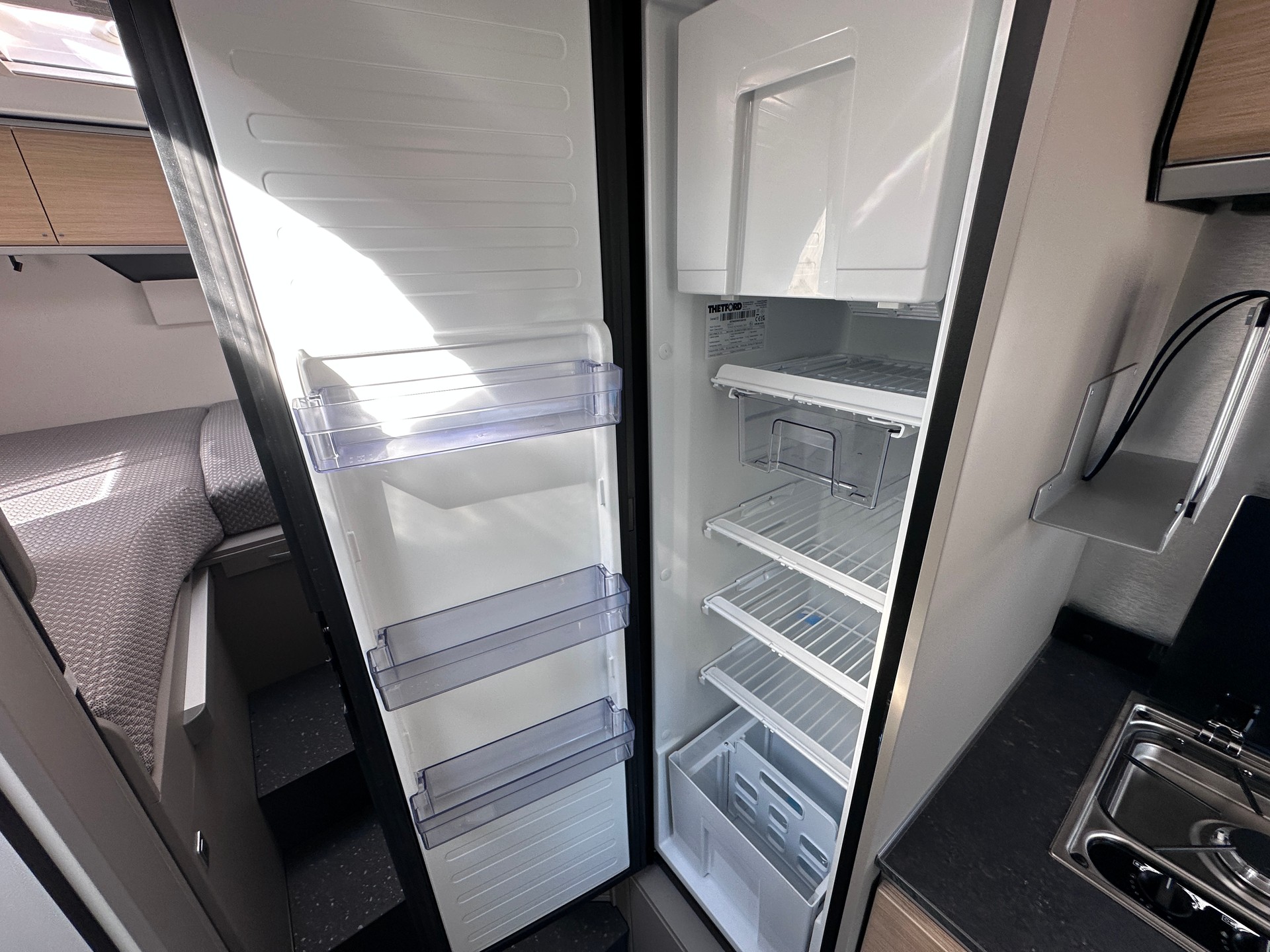 ADRIA Compact Select DL Swiss Edition-image-11