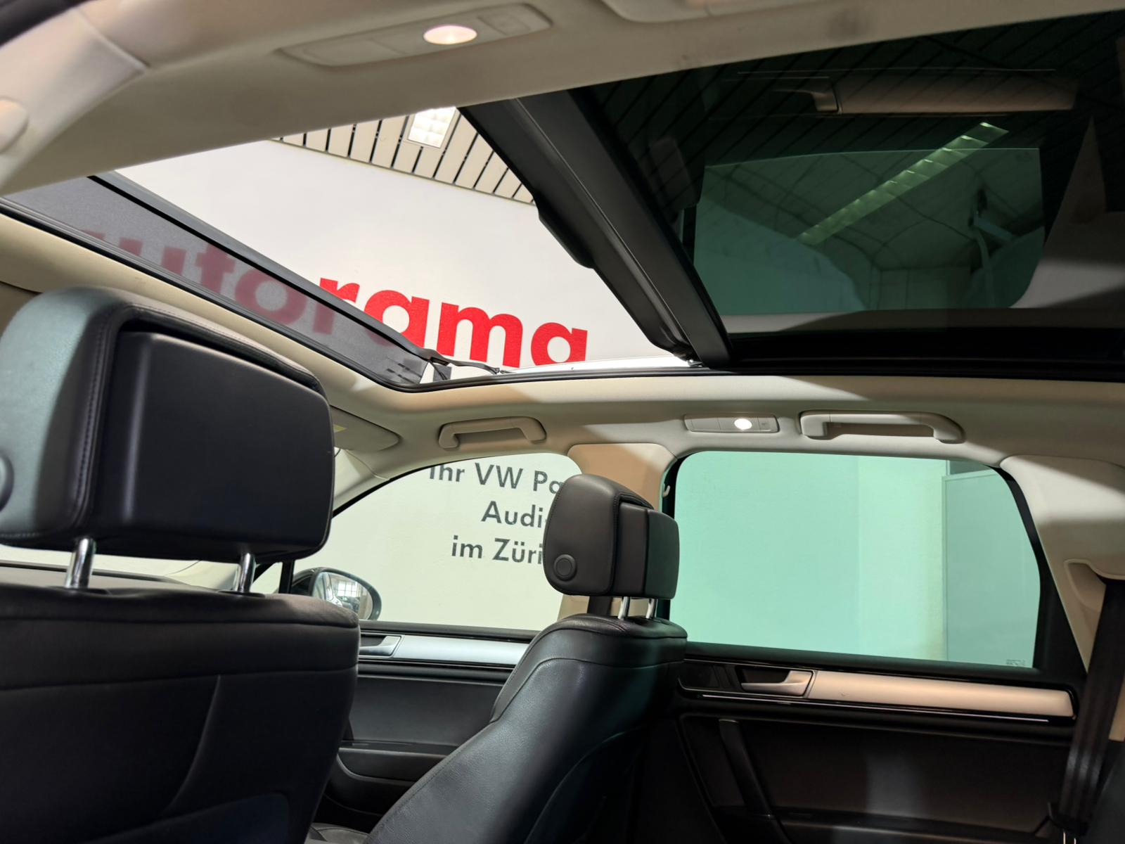 VW Touareg 3.0 TDI BlueMotion Technology Tiptronic-image-10