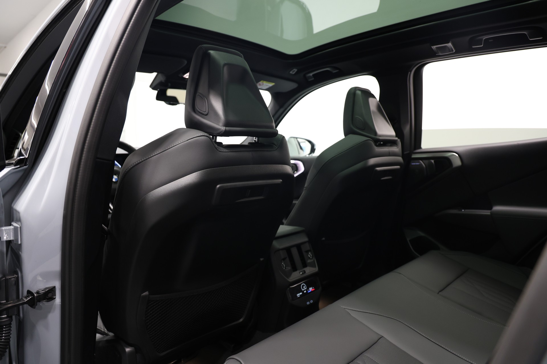 BMW X3 xDrive 48V 20d M Sport Pro *BMW Werksgarantie 02.2029*Panoramadach*-image-22