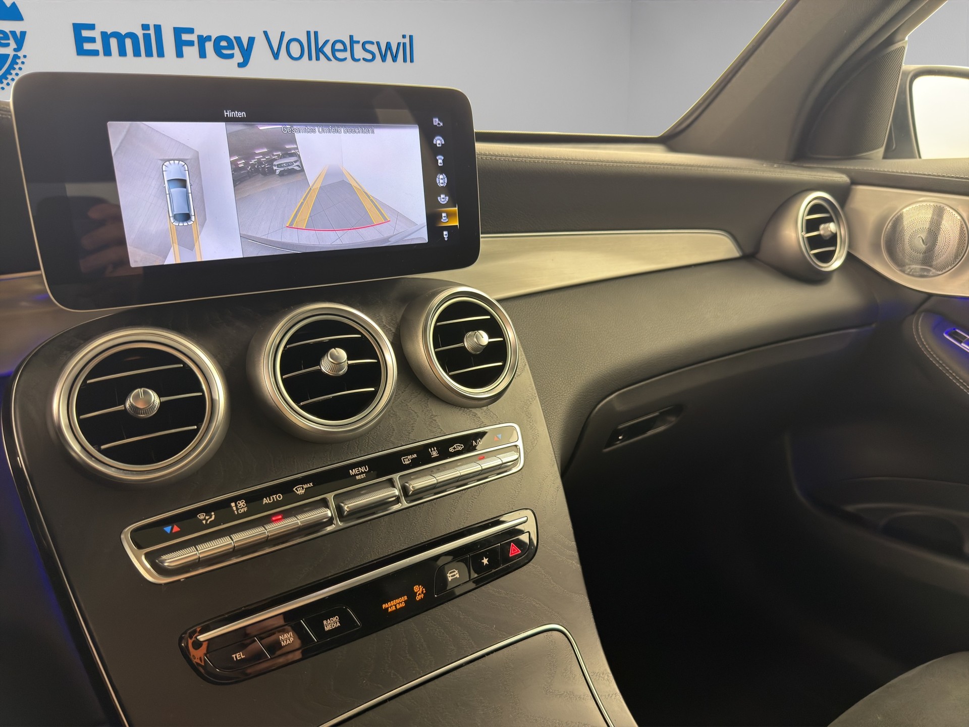 MERCEDES-BENZ GLC-Klasse C253 Coupé GLC 300 e AMG Line 4m-image-13