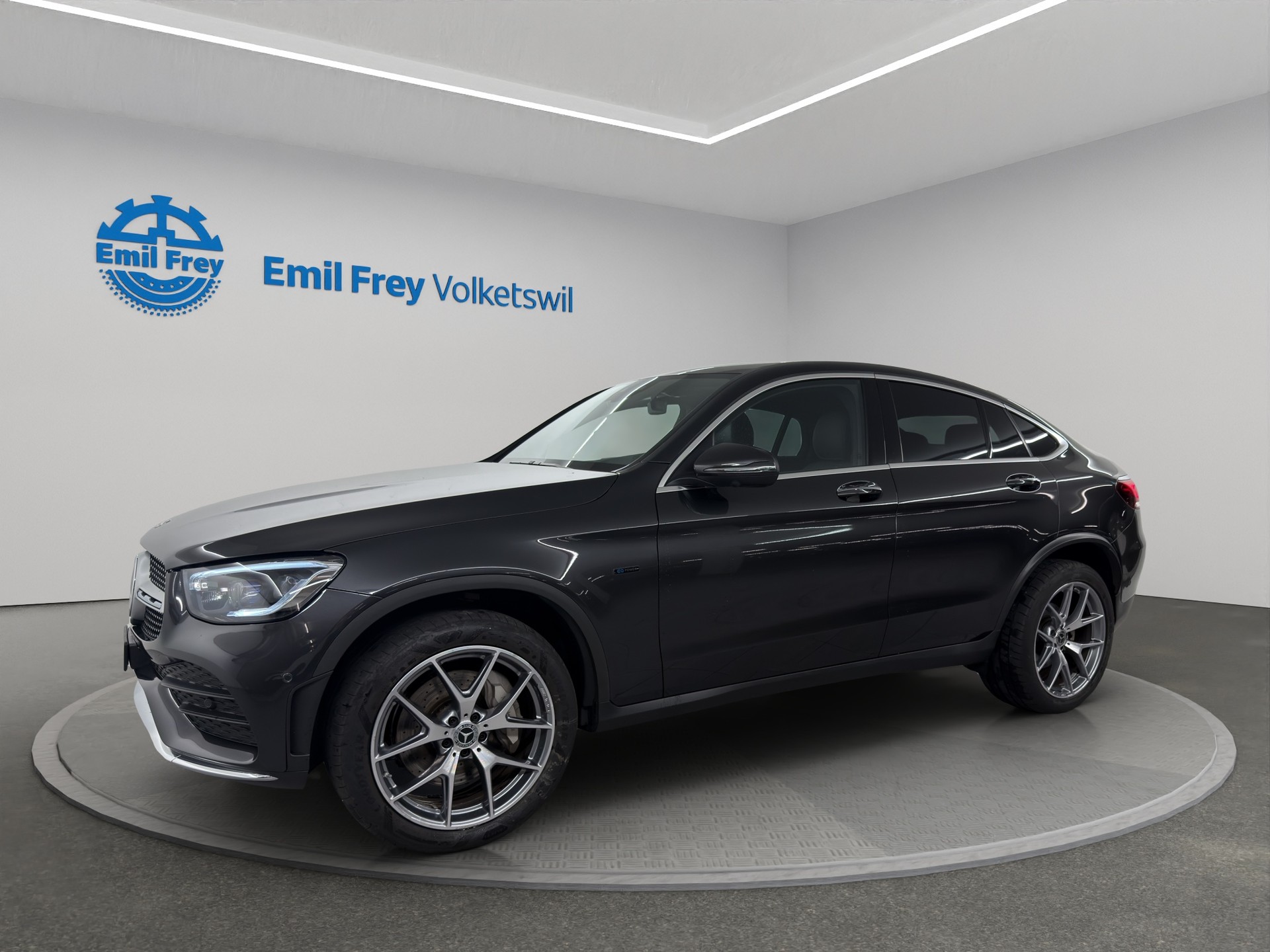 MERCEDES-BENZ GLC-Klasse C253 Coupé GLC 300 e AMG Line 4m-image-0