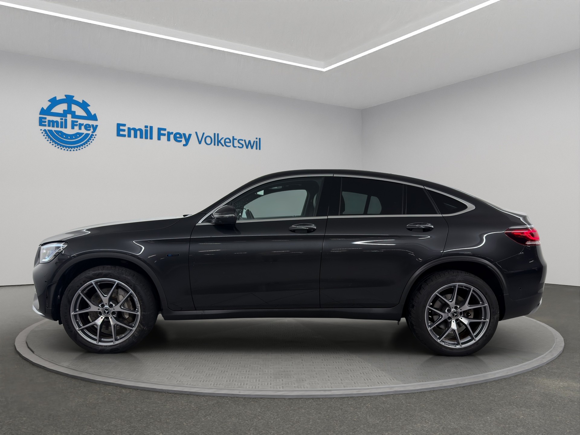 MERCEDES-BENZ GLC-Klasse C253 Coupé GLC 300 e AMG Line 4m-showroom-element-1