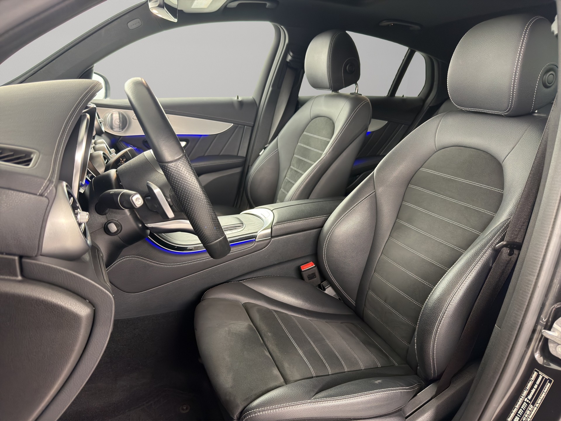MERCEDES-BENZ GLC-Klasse C253 Coupé GLC 300 e AMG Line 4m-image-8