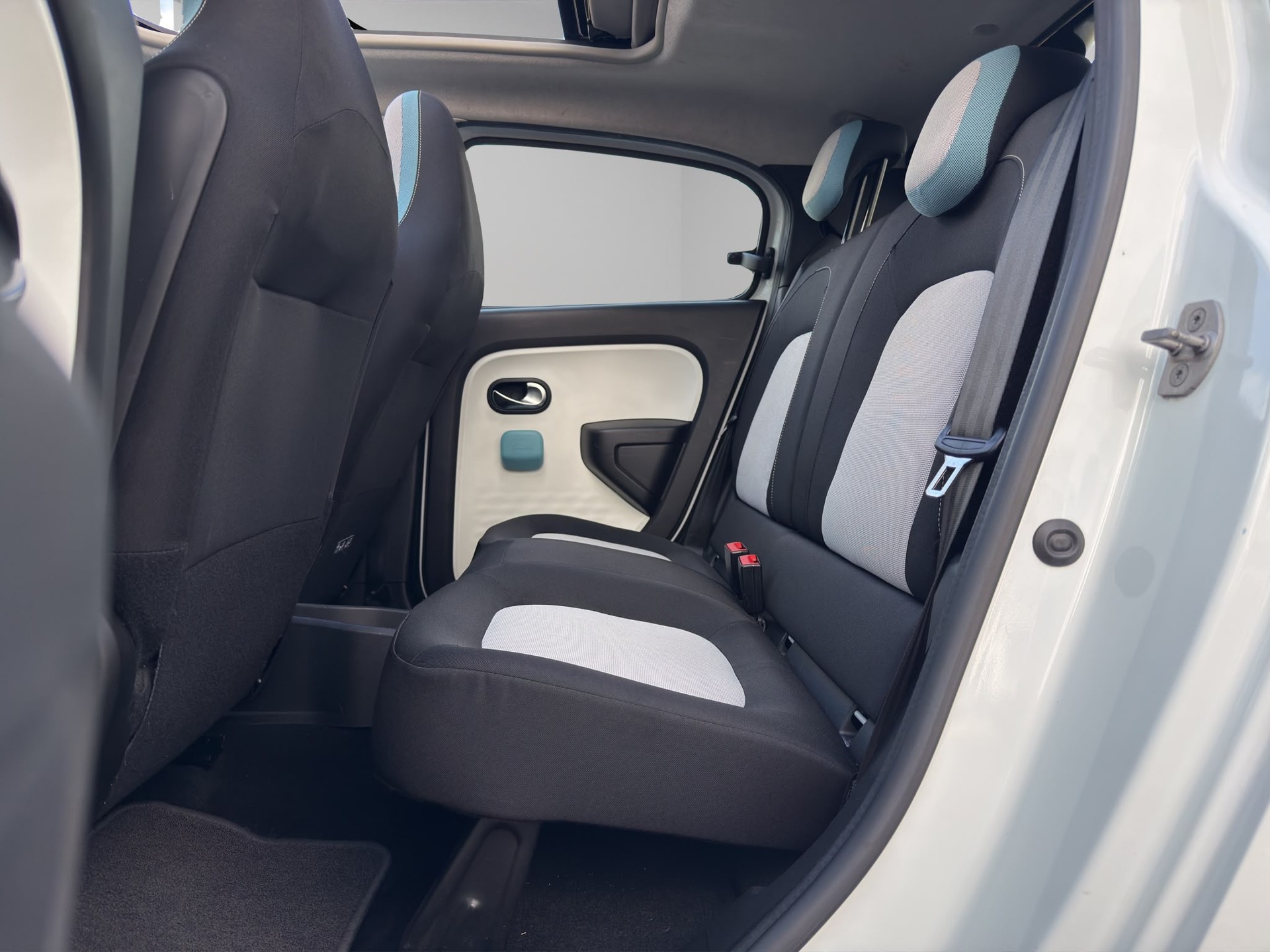 RENAULT Twingo 0.9 Liberty-image-13