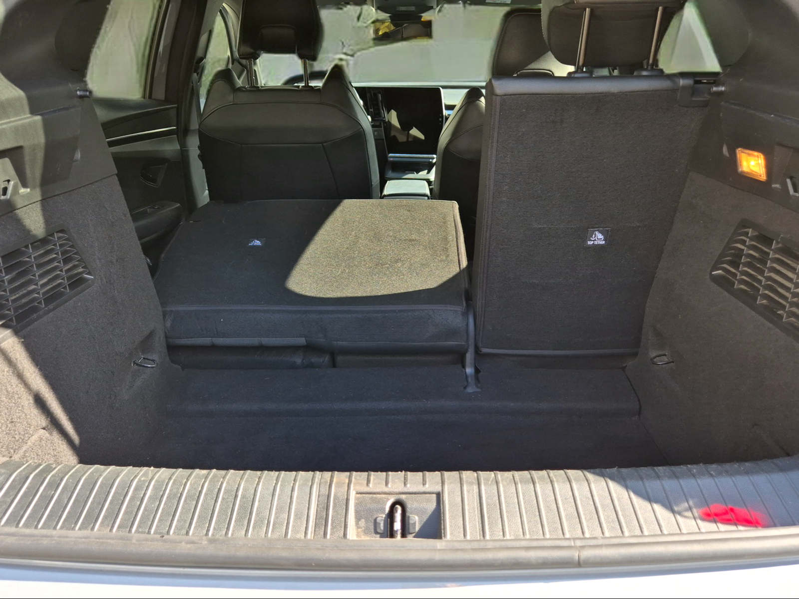 RENAULT Mégane E-Tech-image-6