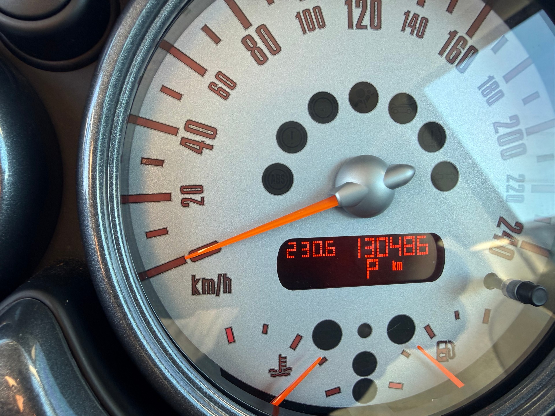 MINI Cooper-image-9