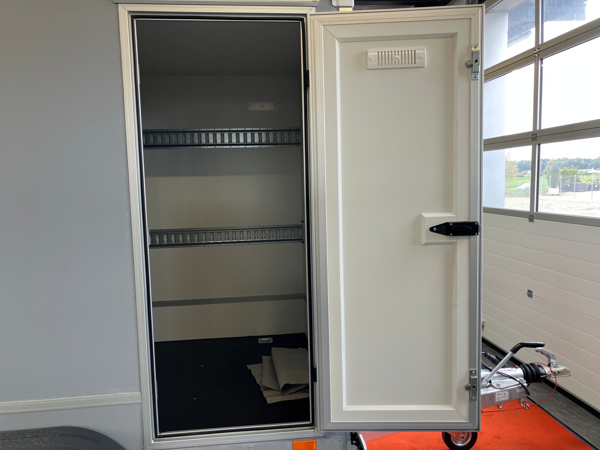 TOMPLAN T3500T 2700 Rampe+Servicetüre-image-6