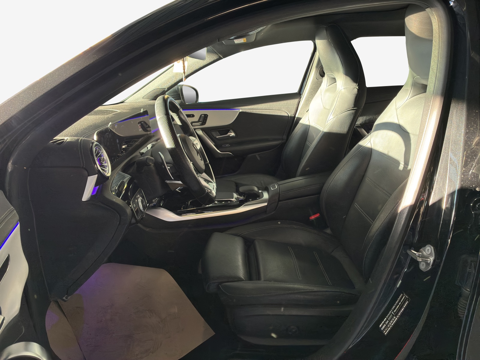 MERCEDES-BENZ A 35 AMG 4Matic Speedshift-image-7