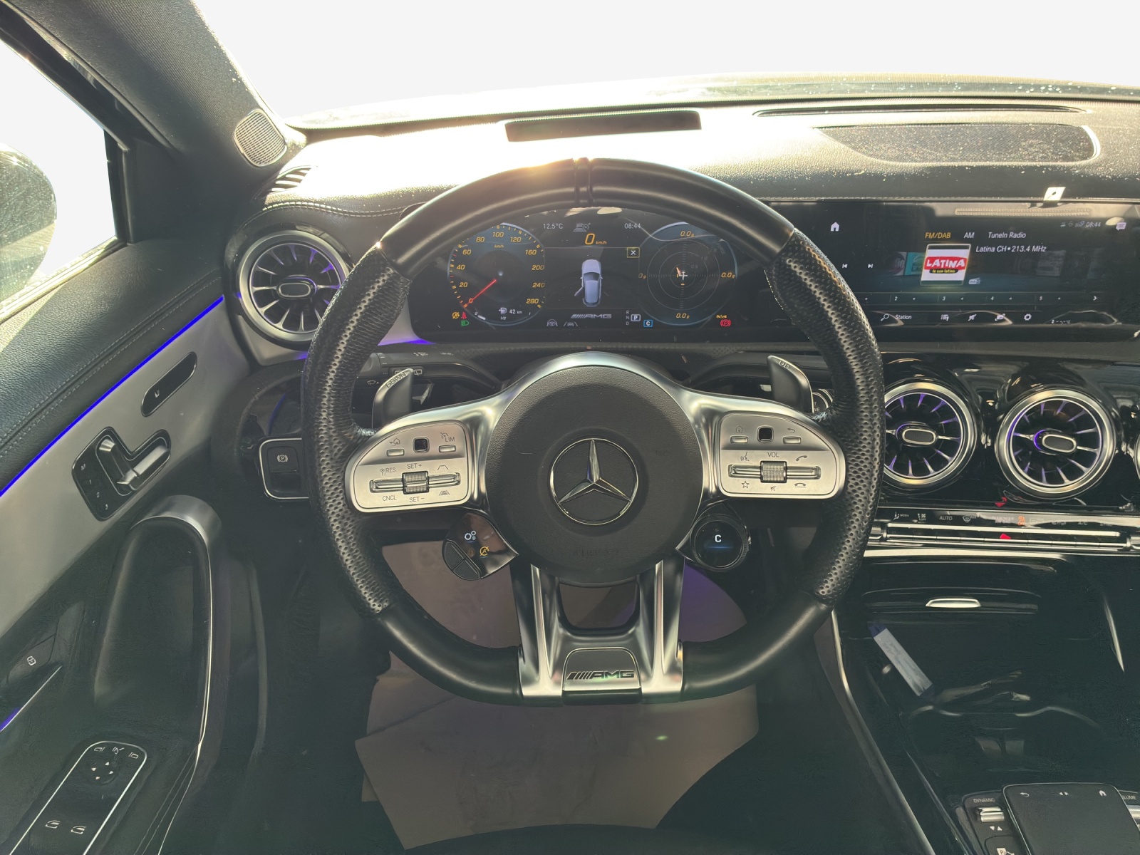 MERCEDES-BENZ A 35 AMG 4Matic Speedshift-image-9