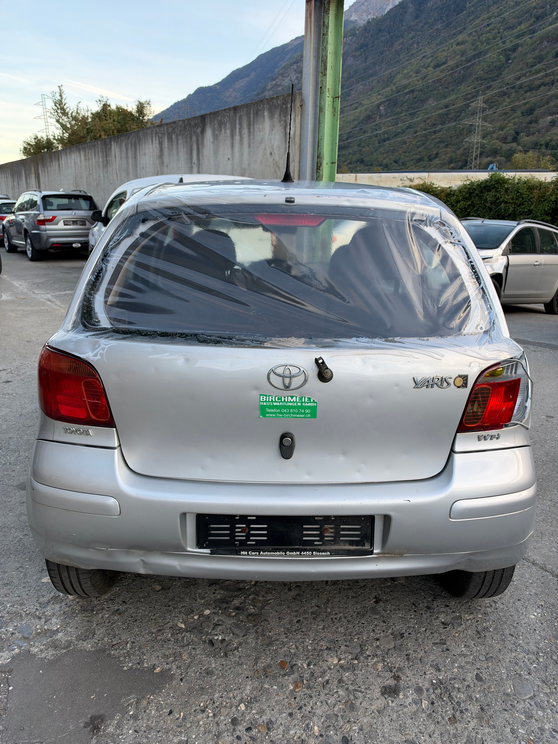 TOYOTA Yaris 1.3 Linea Sol-image-5